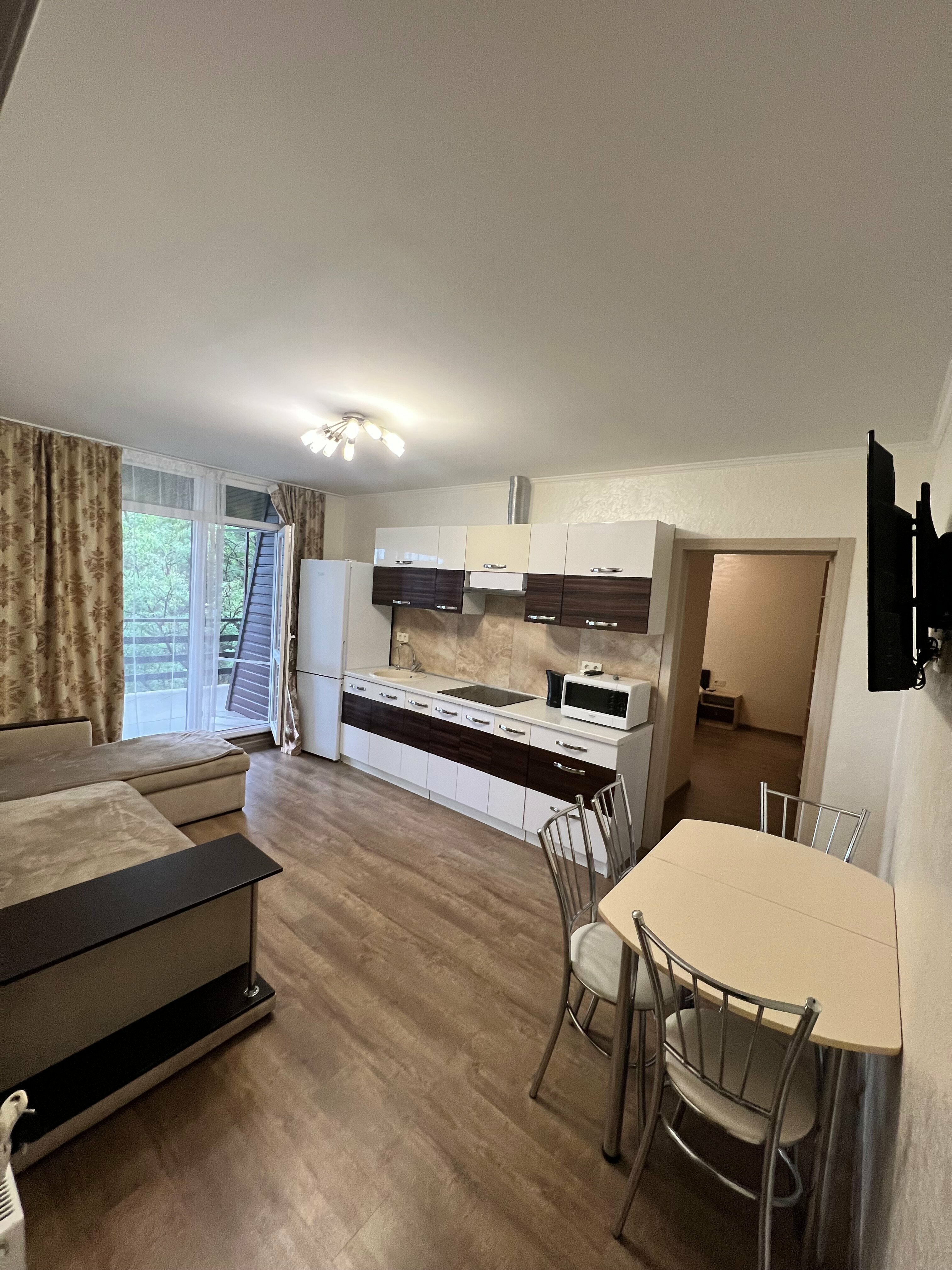 Семейный номер с балконом