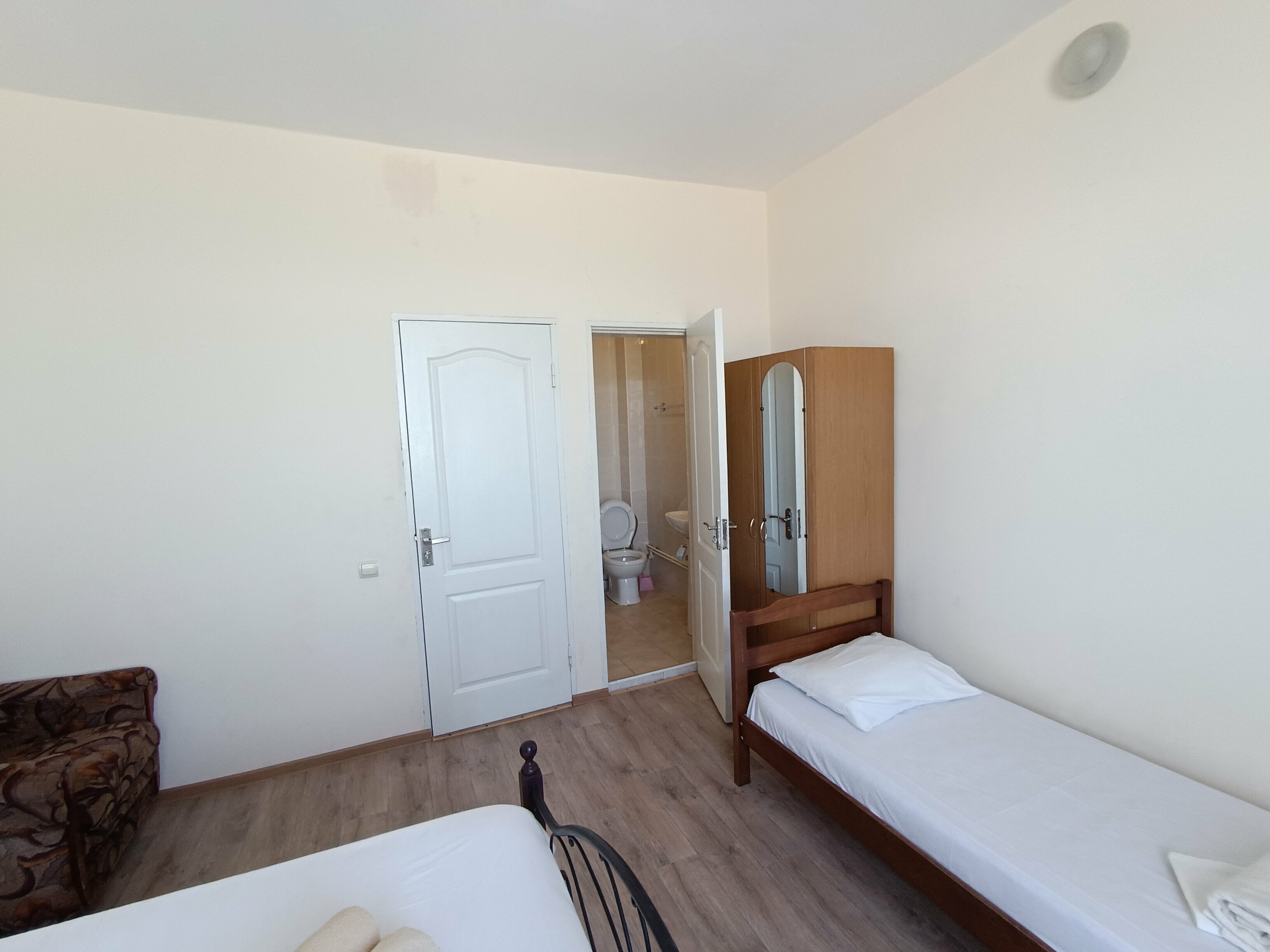 Семейный номер с видом на море