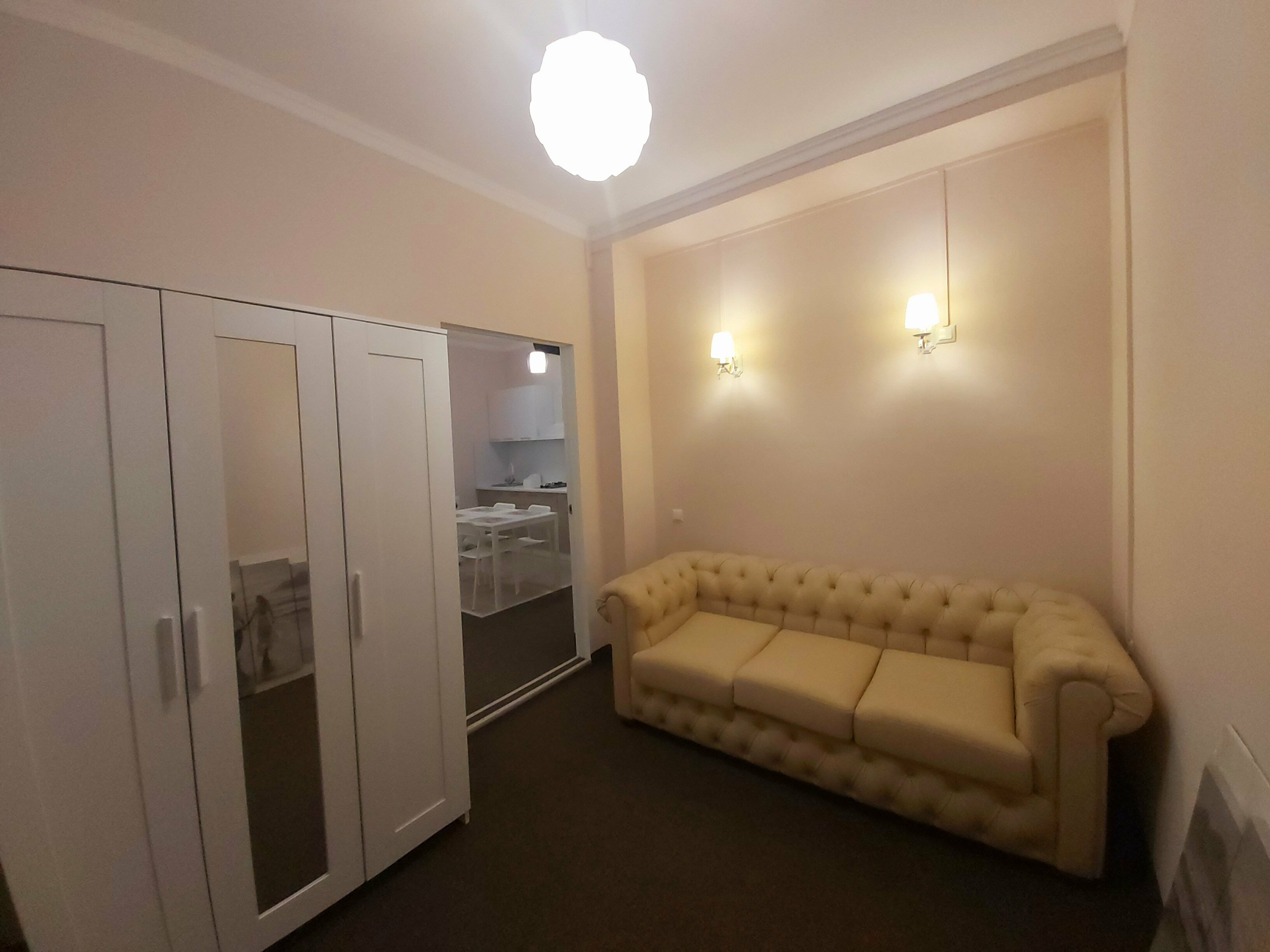 Двухкомнатный Люкс с кухней, балконом и прямым видом на море