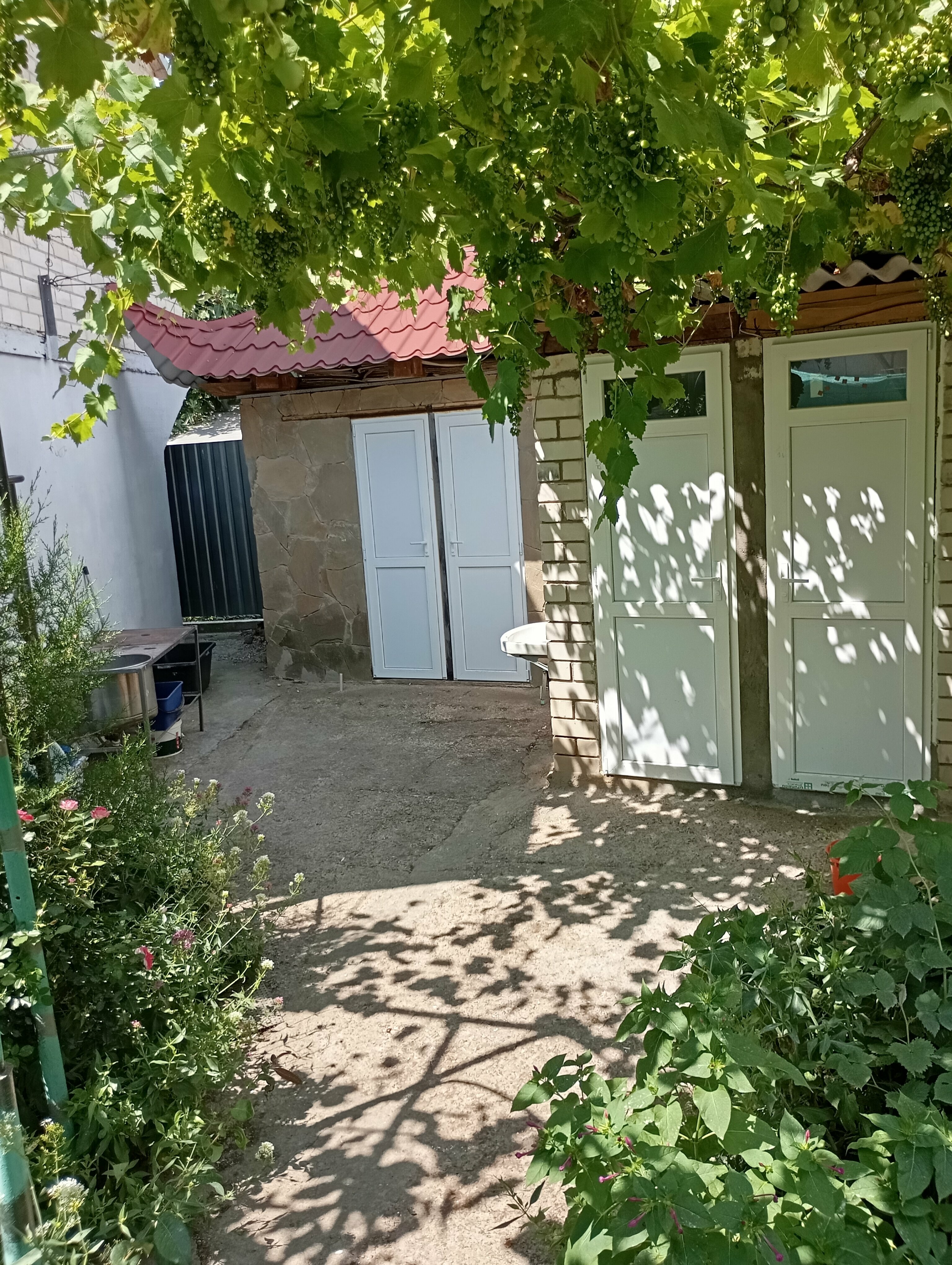 Двухместный номер эконом-класса с 2 отдельными кроватями