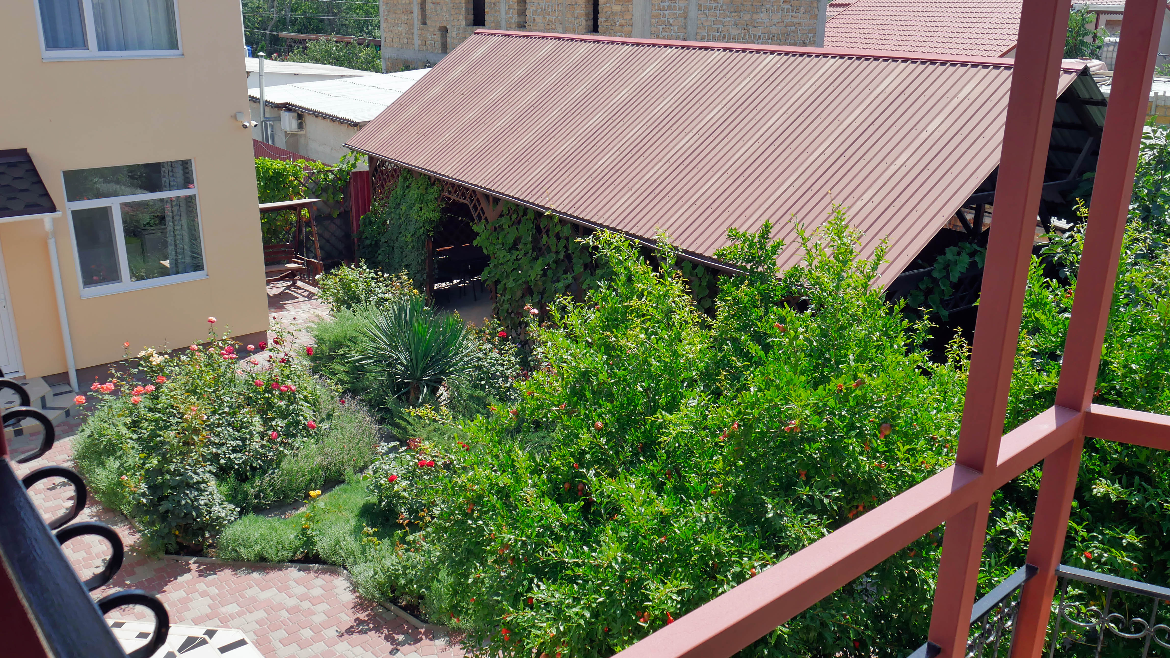 Cемейный номер с собственной ванной комнатой