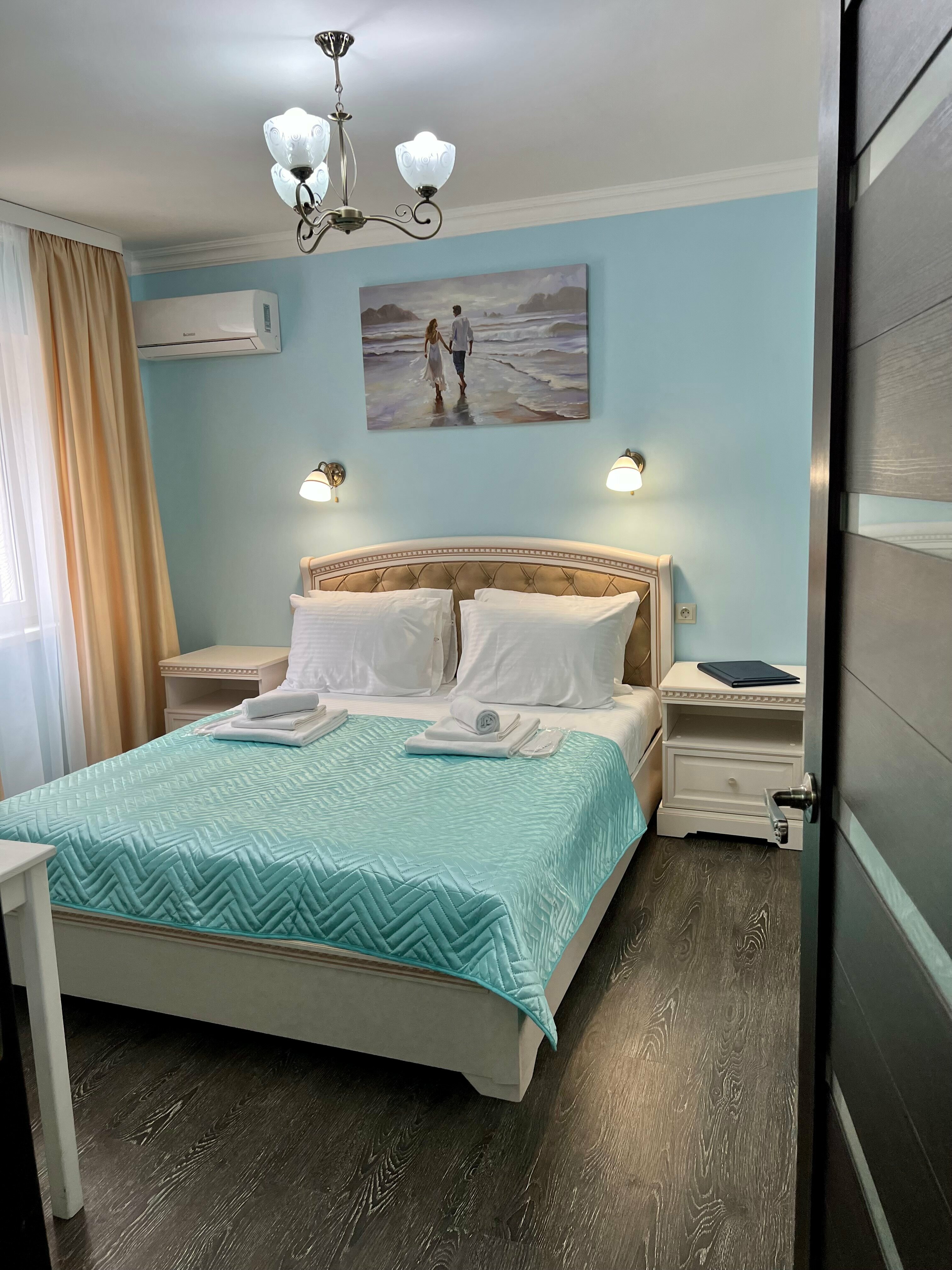 Двухкомнатный  номер Комфорт №1