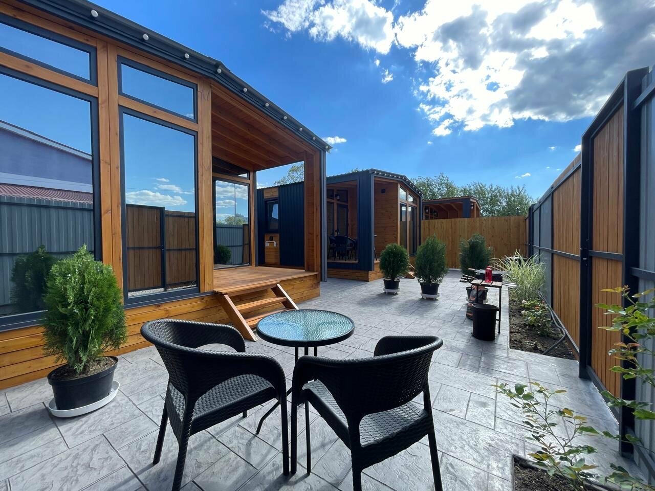 Семейный номер с террасой