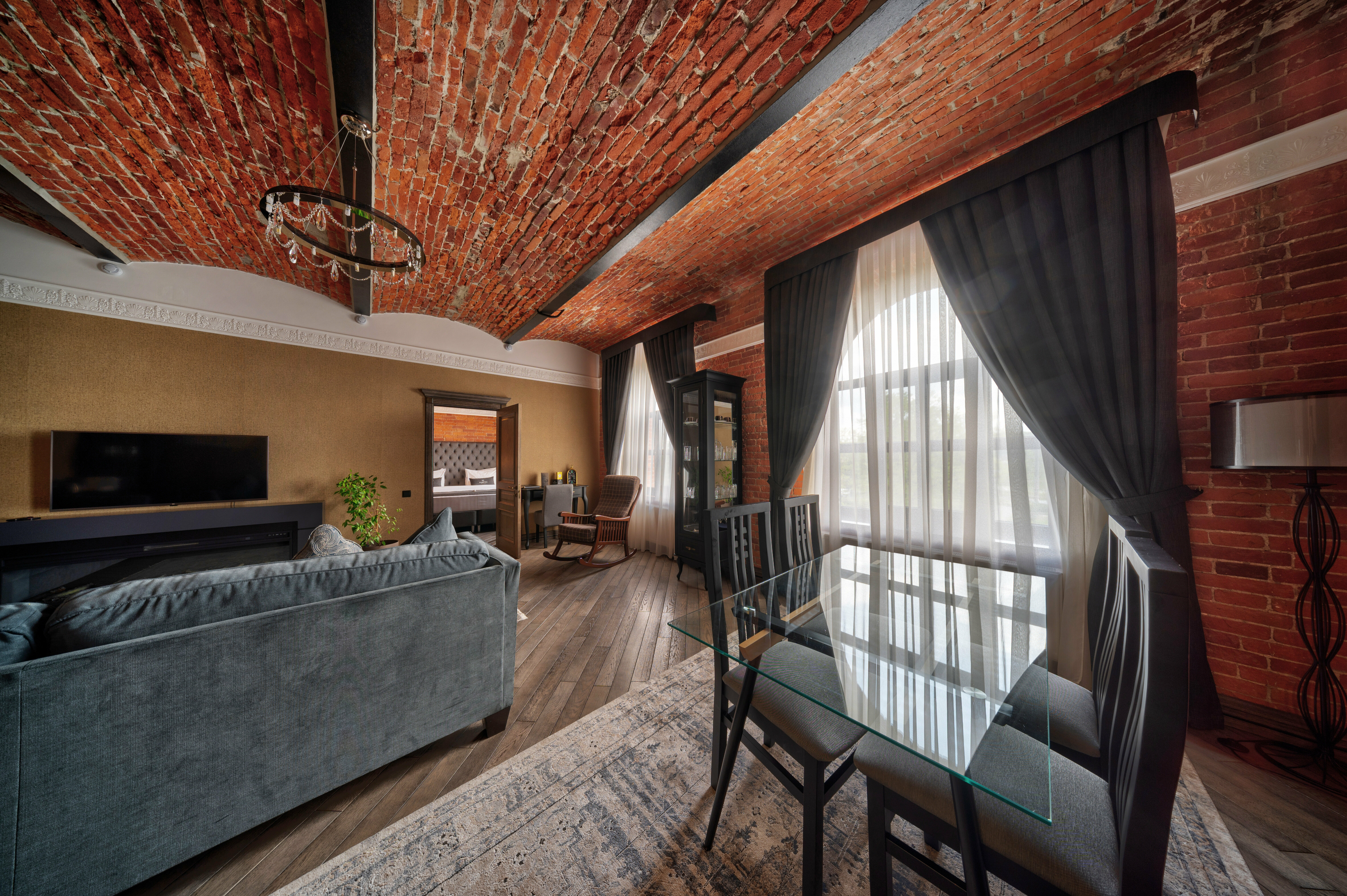 Улучшенный люкс