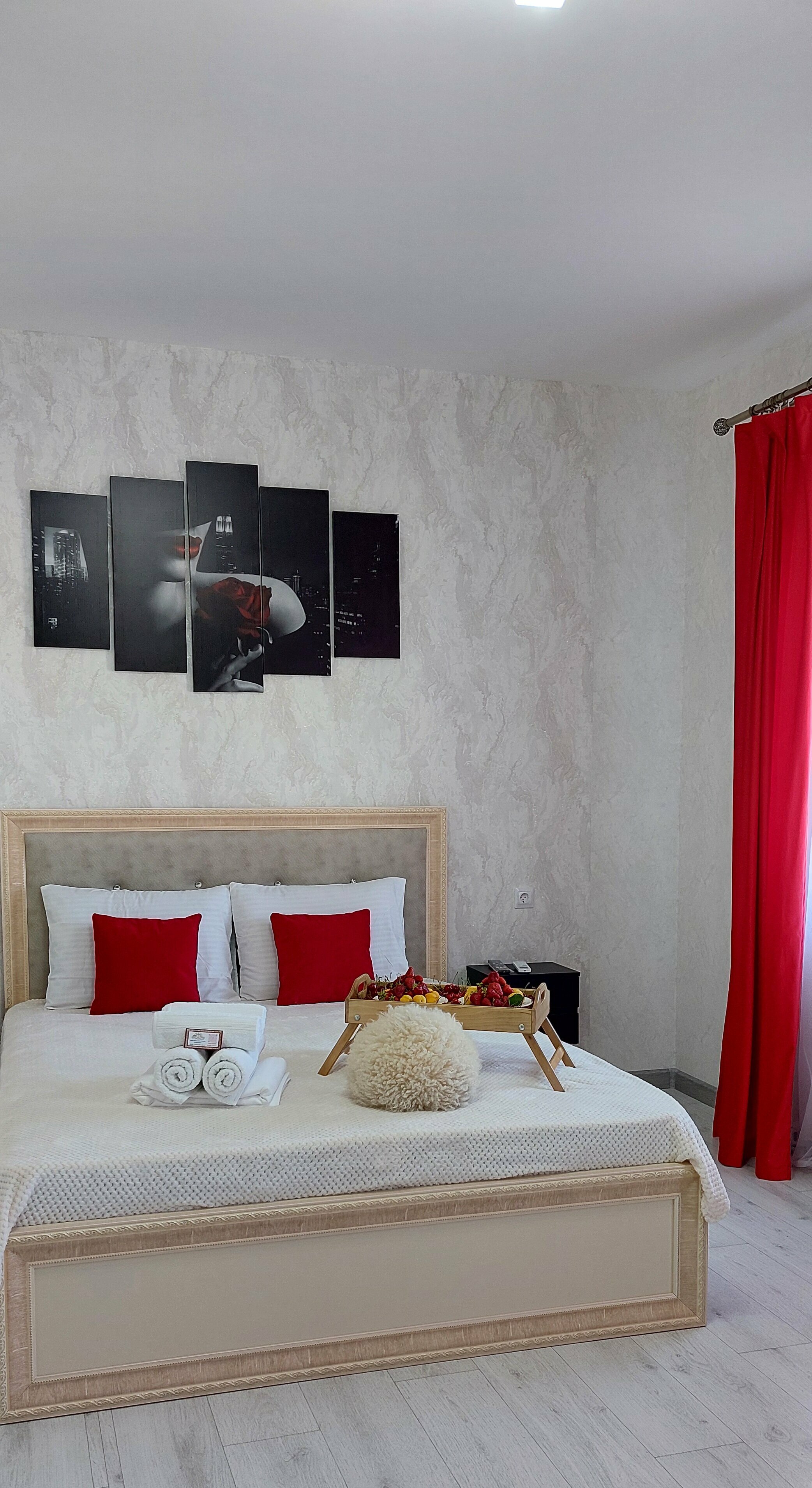 Трехместный номер с собственной ванной комнатой