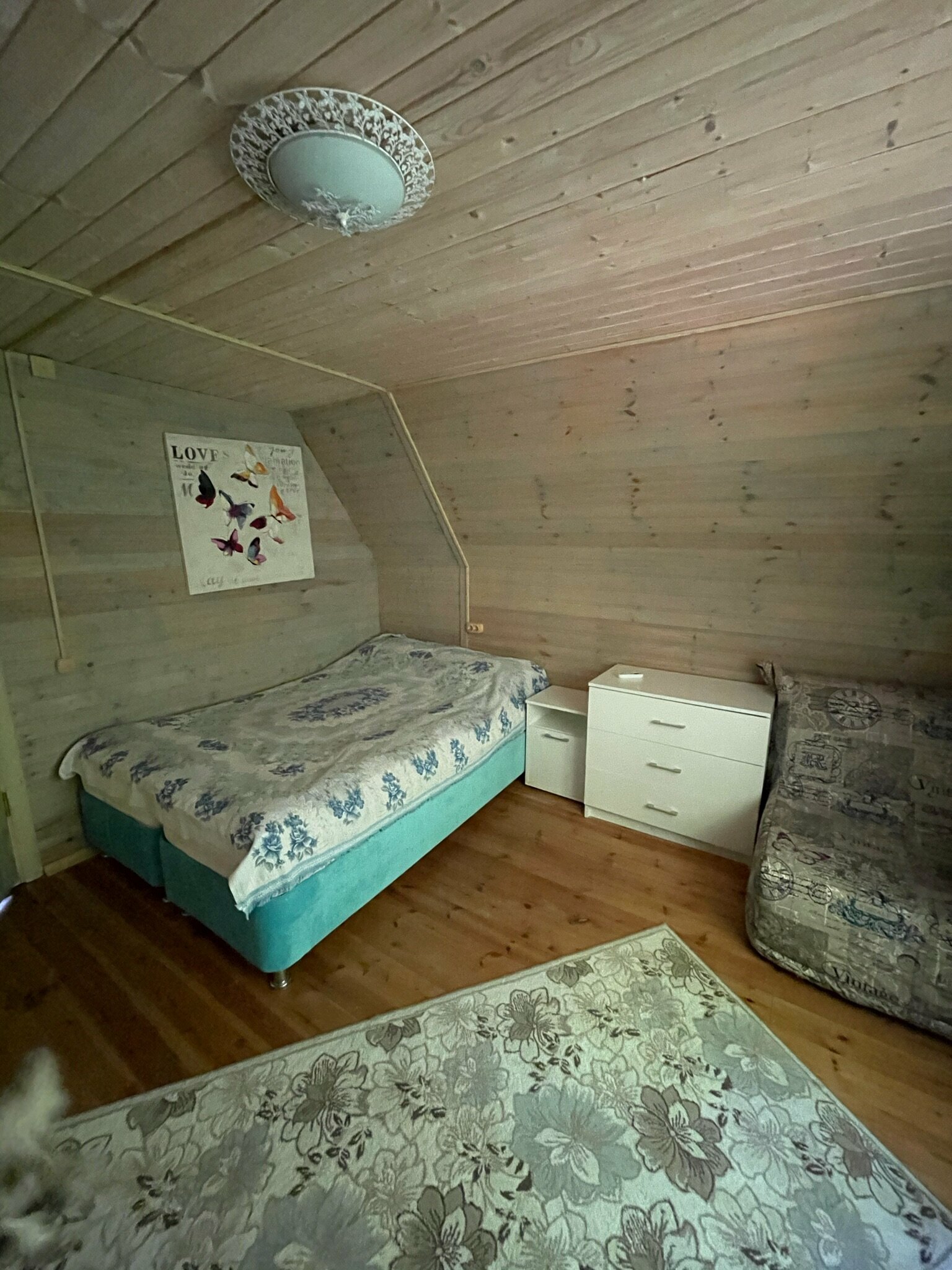 Коттедж с видом на лес