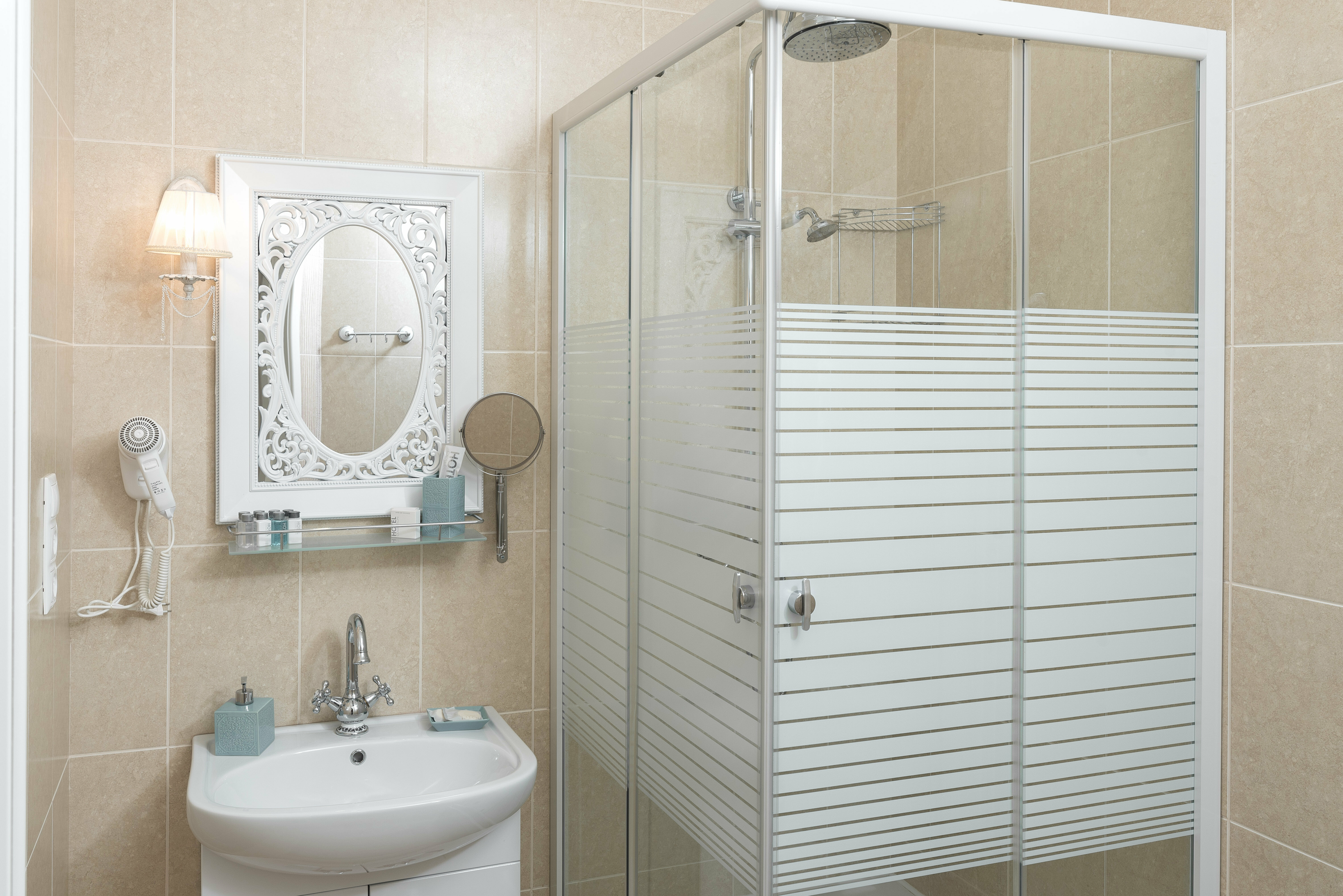 Улучшенный номер с кроватью размера «king-size»