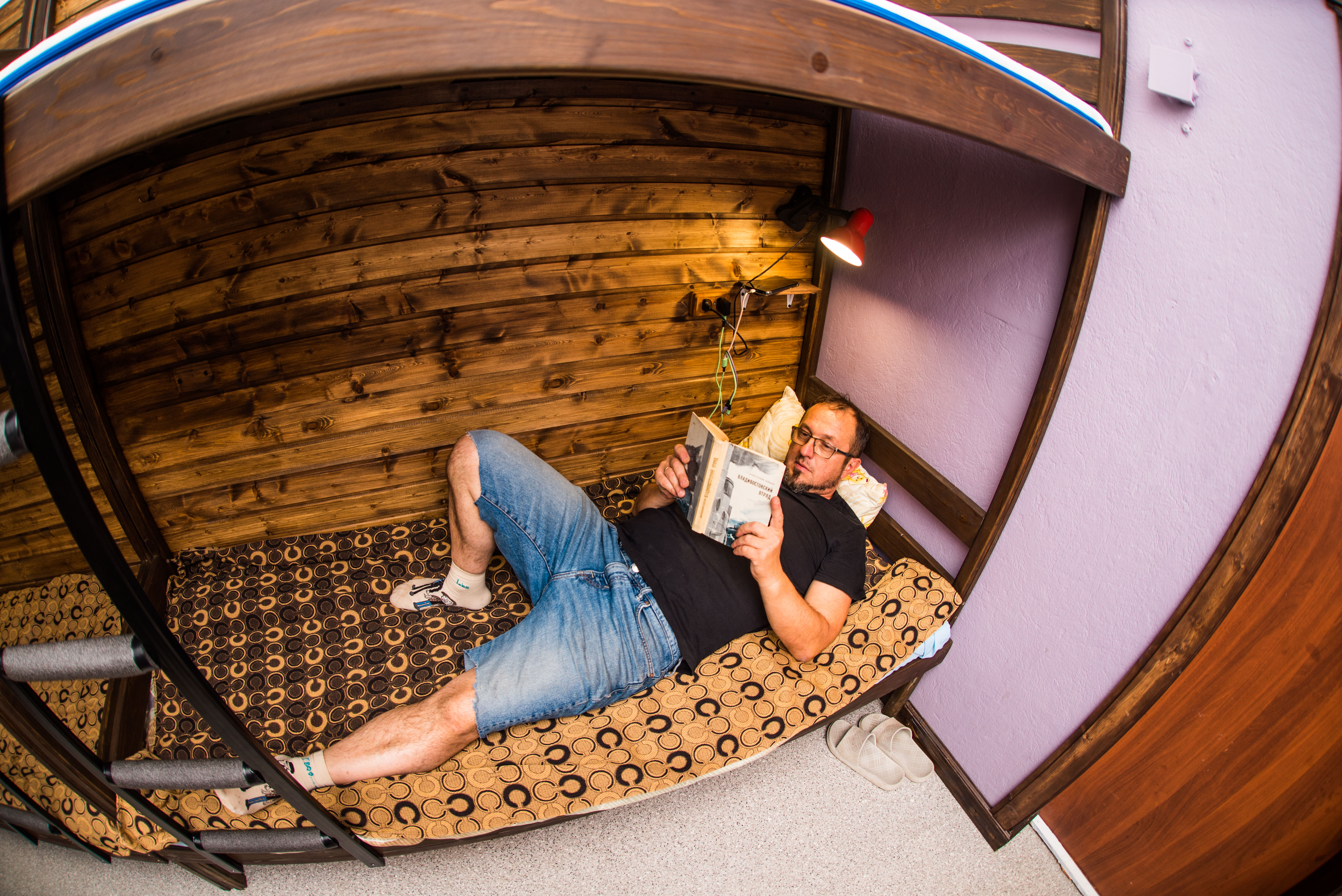 Кровать в общем номере с 4 кроватями