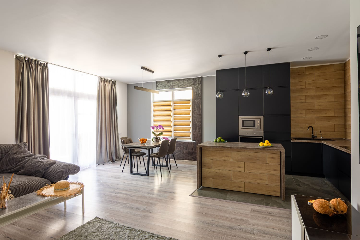 Дом с собственным бассейном