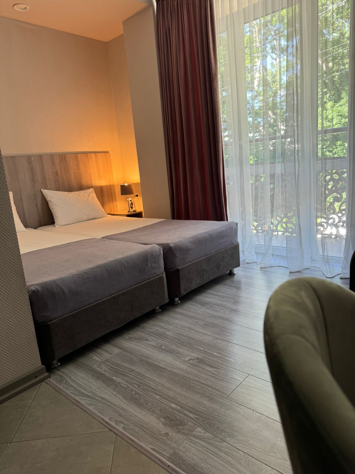 Трехместный номер с основными удобствами