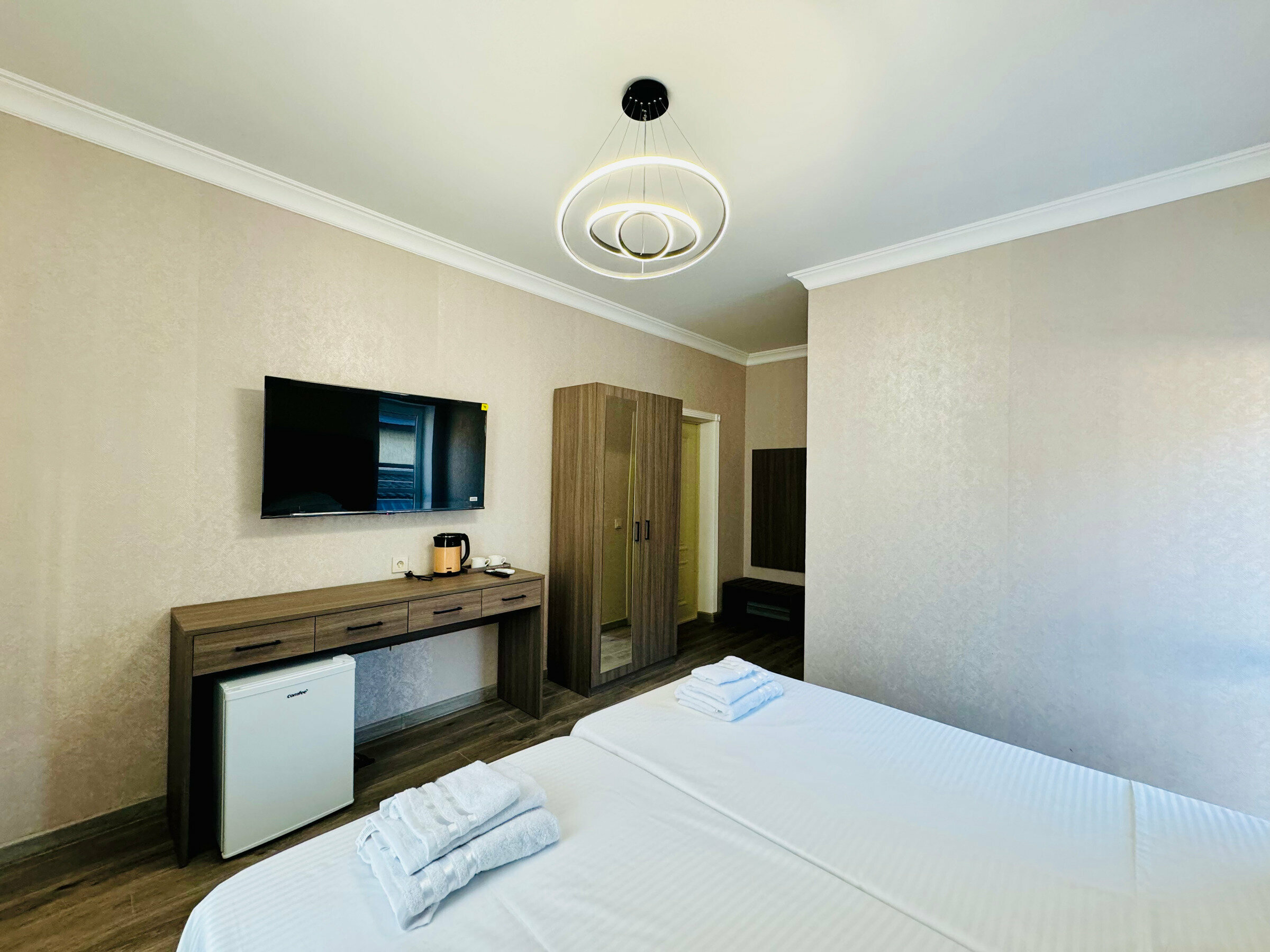 Двухместный номер Делюкс с 1 кроватью или 2 отдельными кроватями и балконом