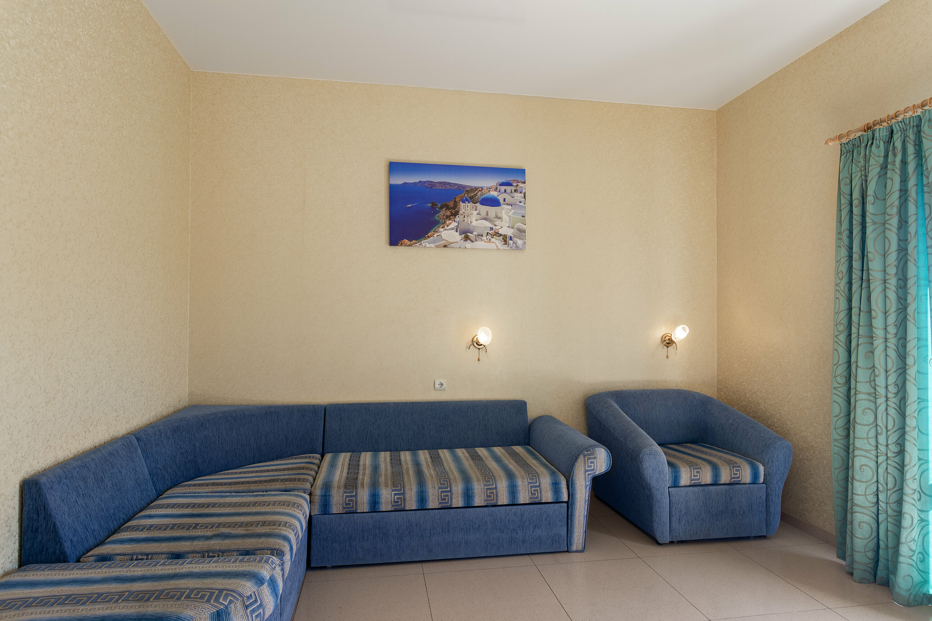 Апартаменты с балконом