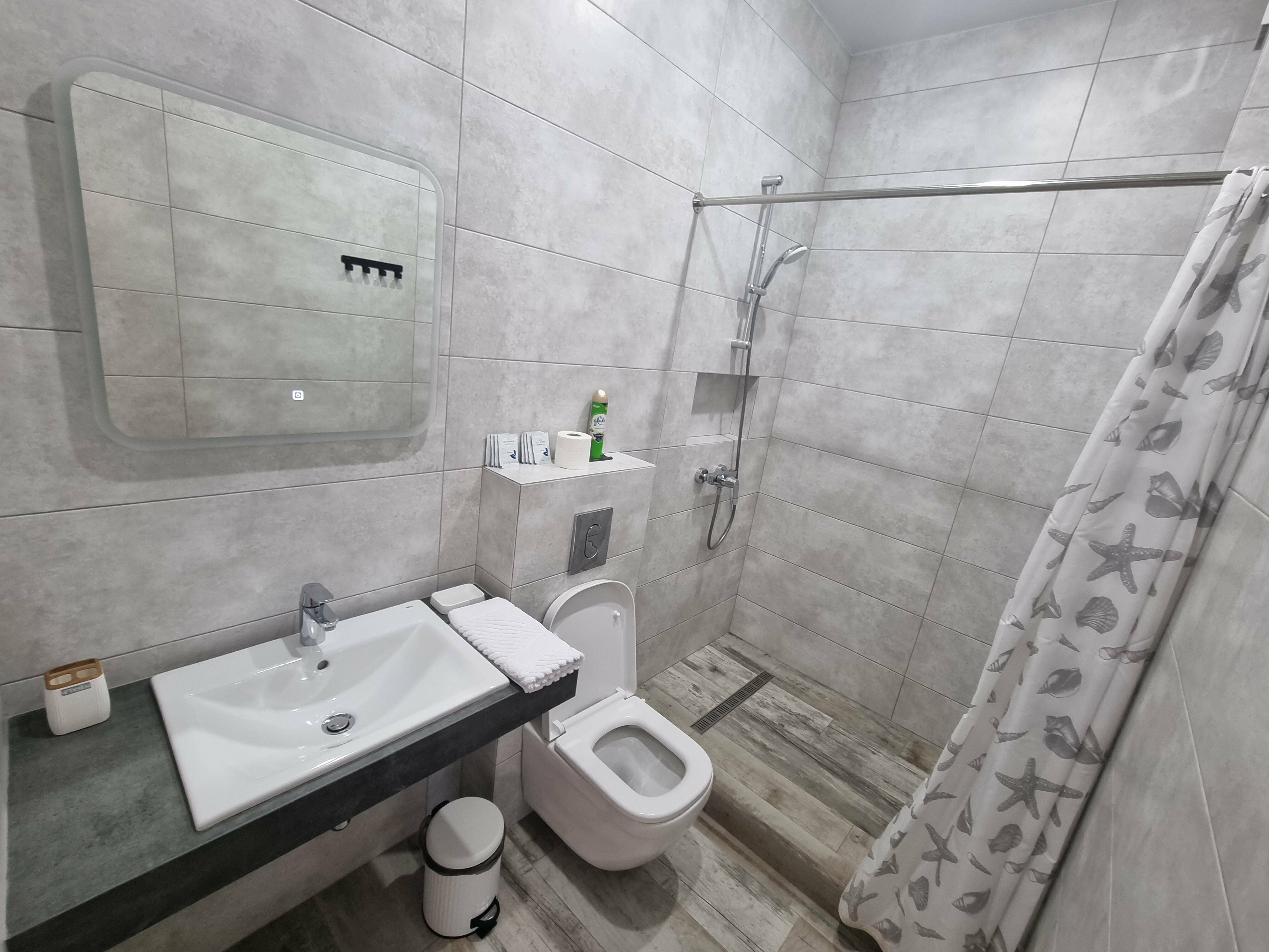 Улучшенный трехместный номер