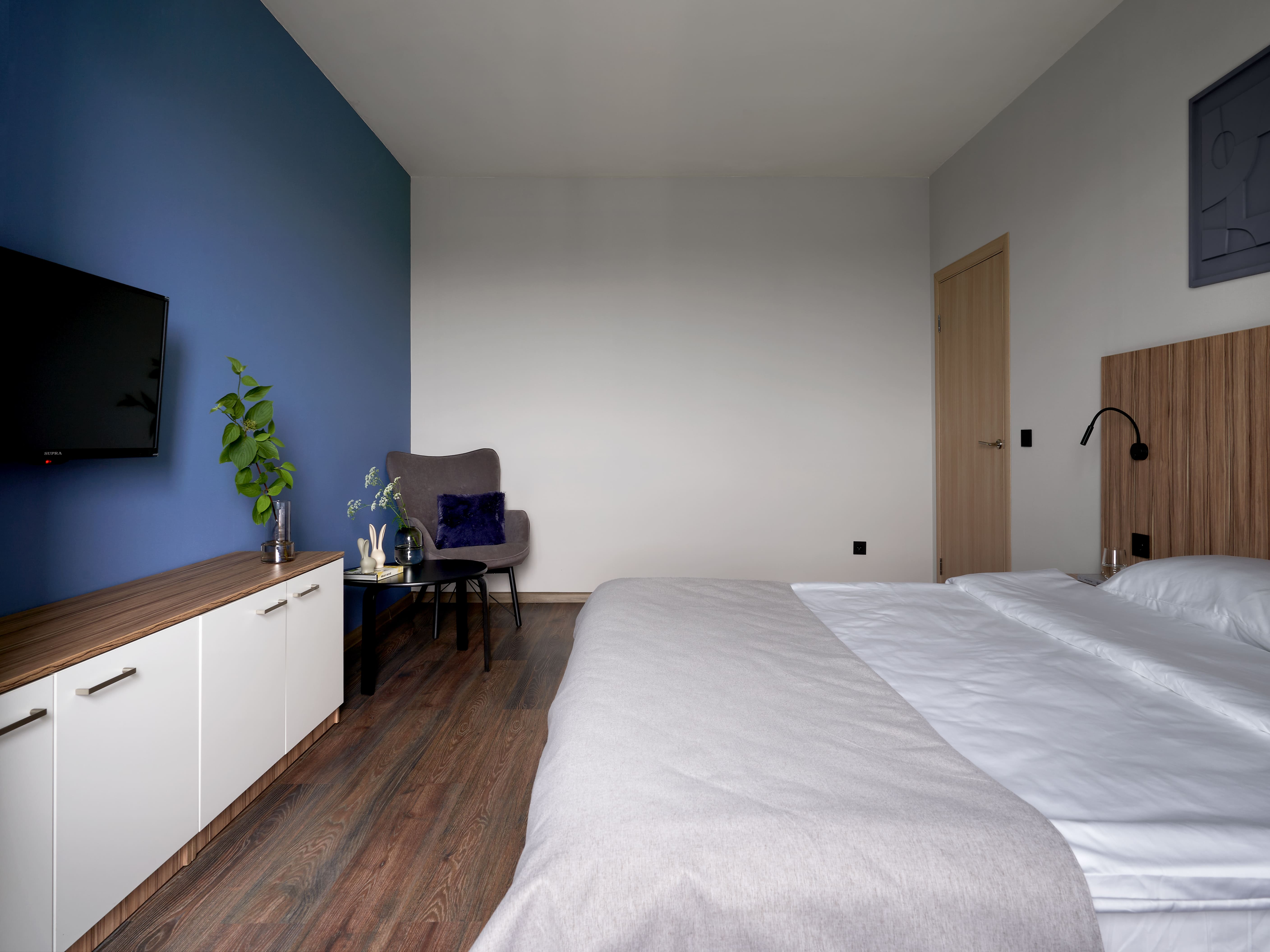 Однокомнатные апартаменты с отдельной кухней и видом на парк