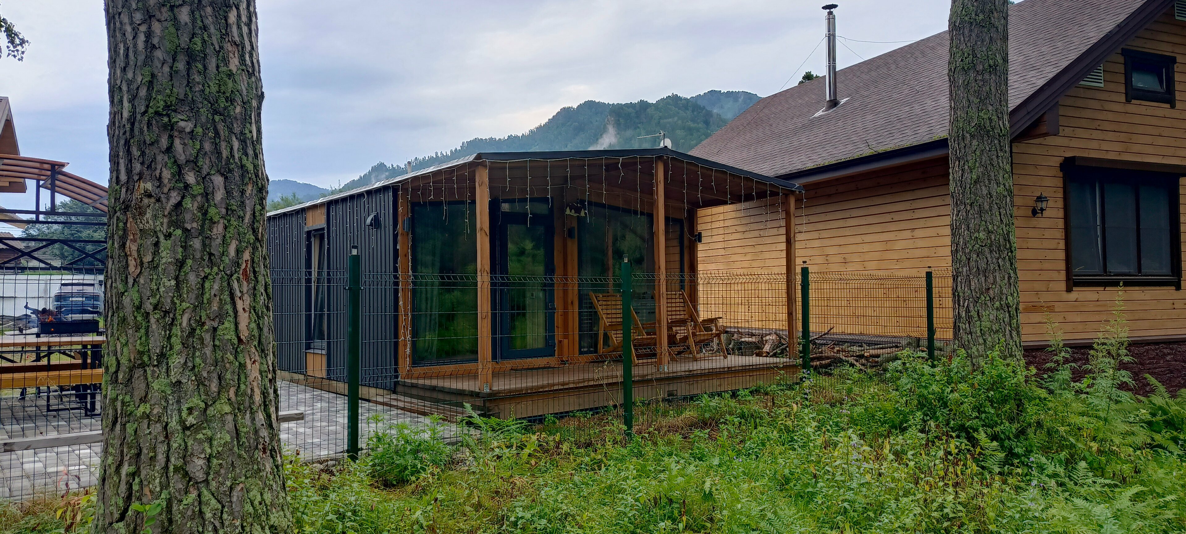 Дом с видом на лес