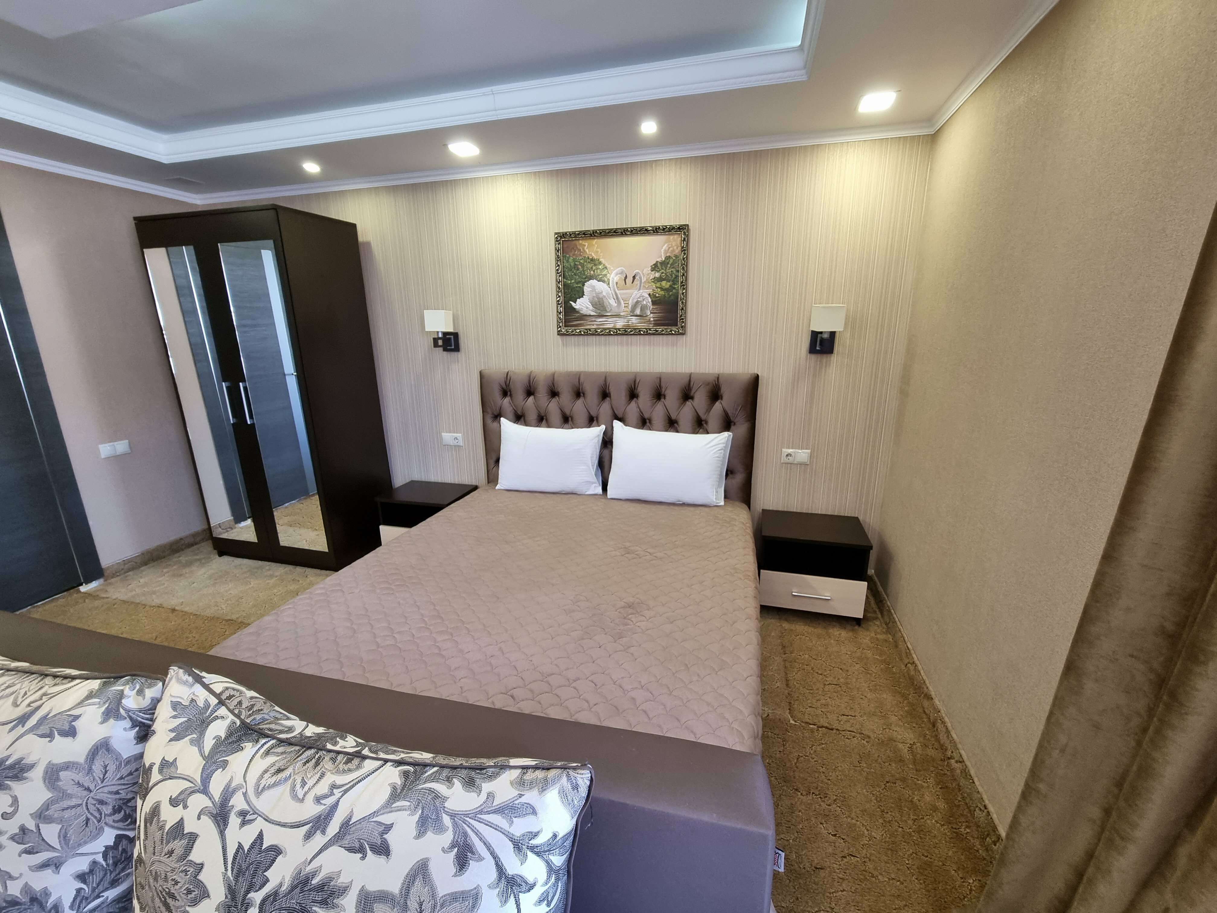 Люкс с кроватью размера «king-size» и балконом