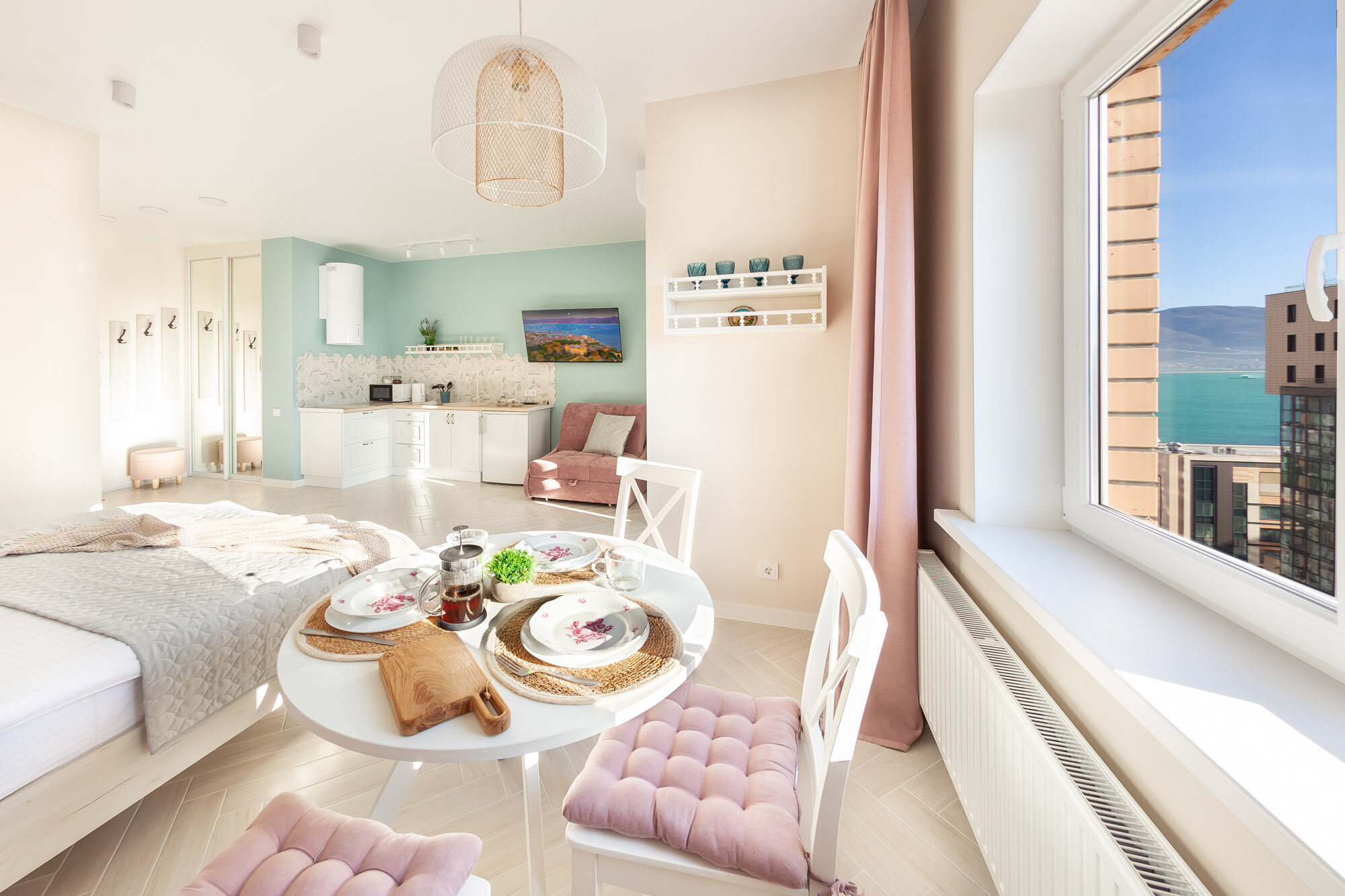 Апартаменты-студия с видом на море