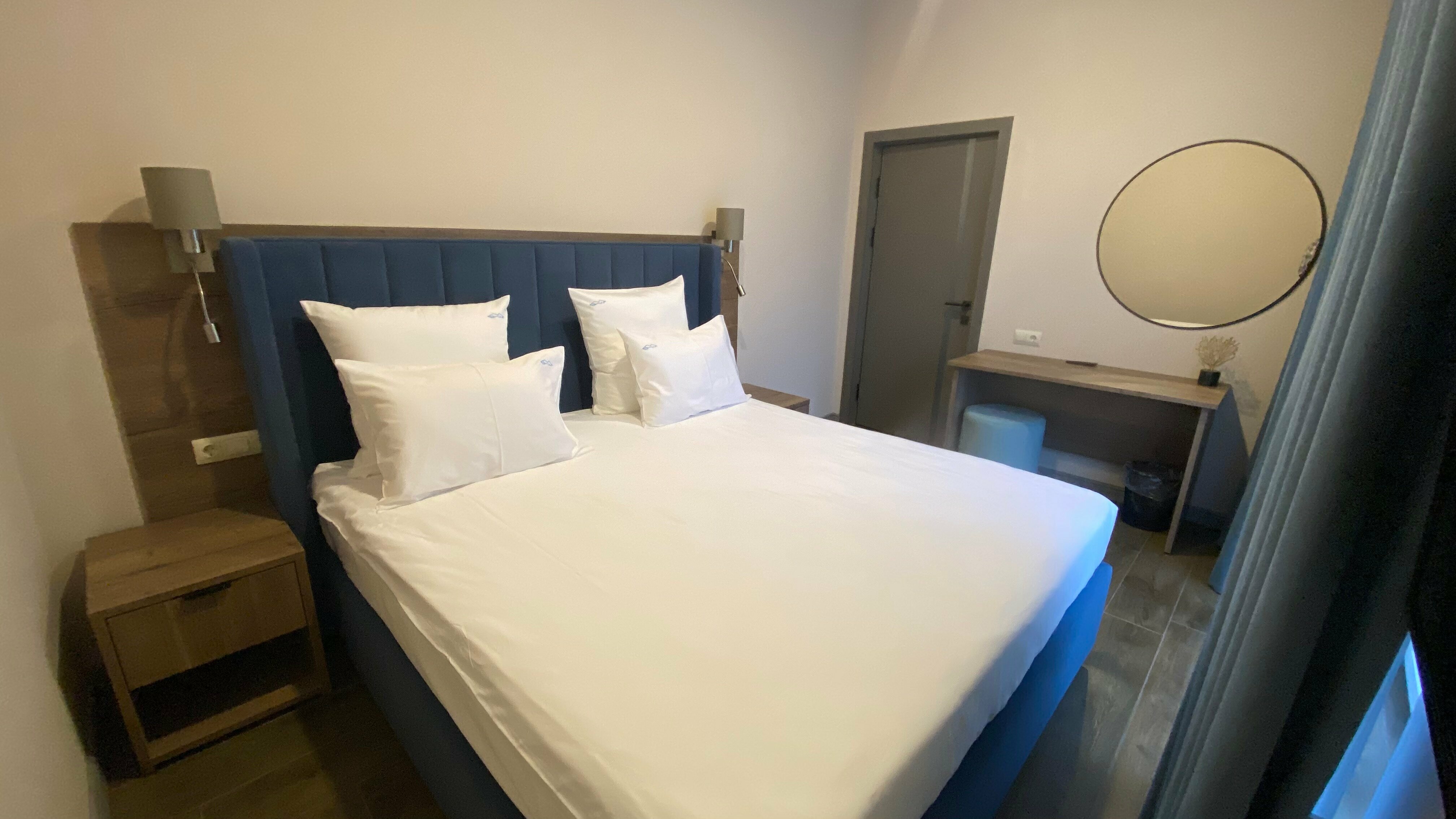 Семейный номер с видом на горы