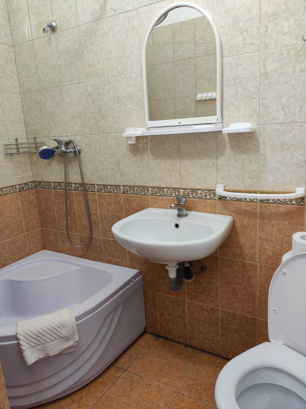 3х-местная с балконом и собственной ванной комнатой