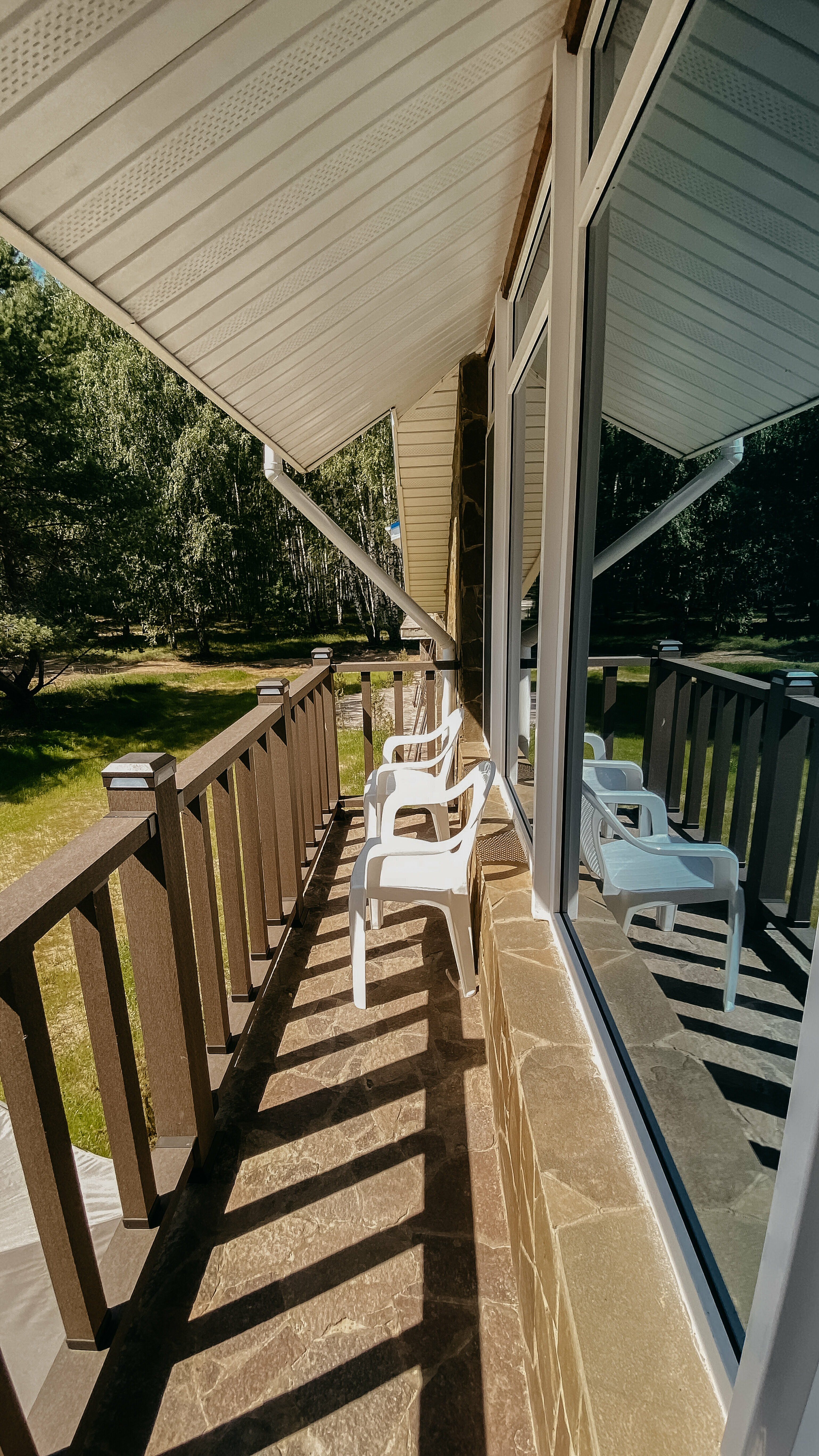 Четырехместный номер с видом на озеро