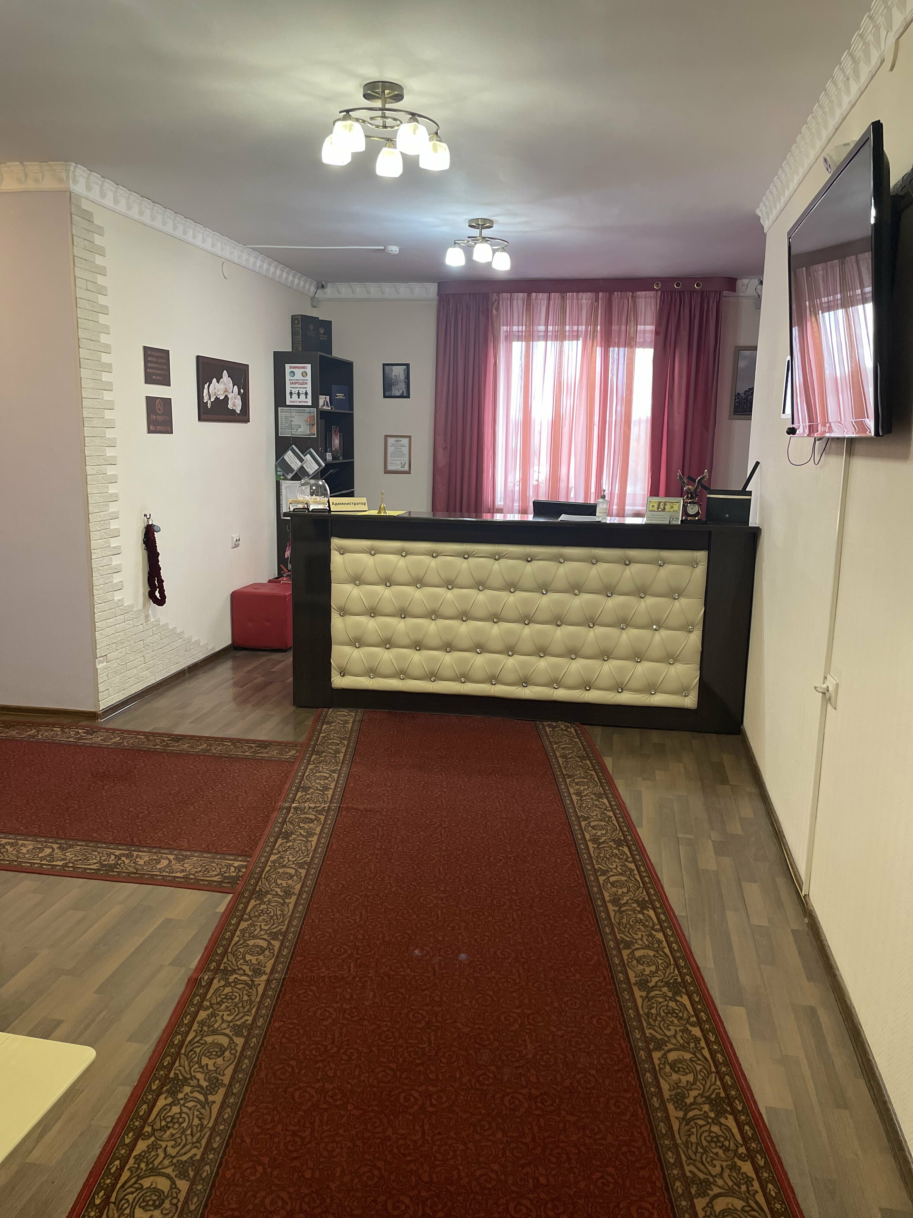 Cемейный номер с собственной ванной комнатой