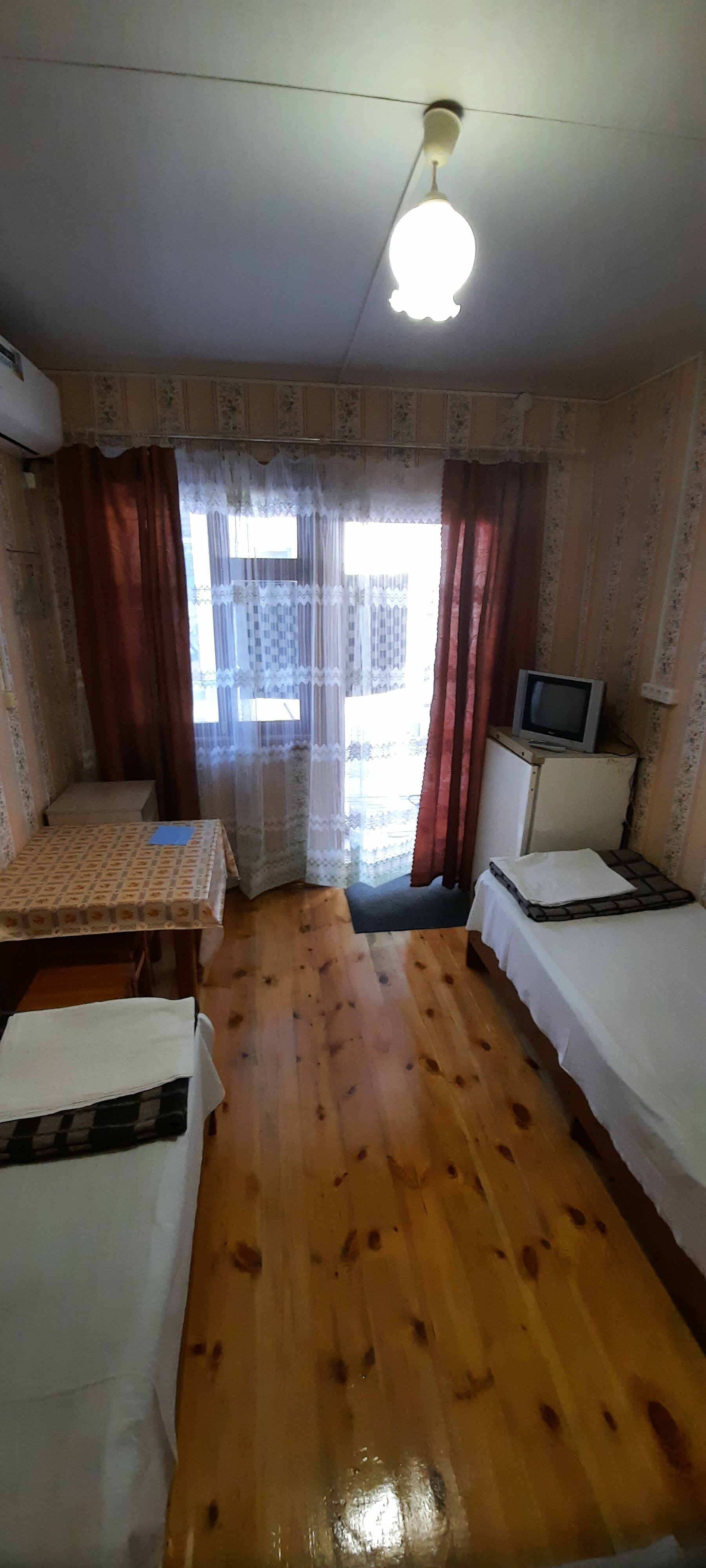 Бюджетный трехместный номер