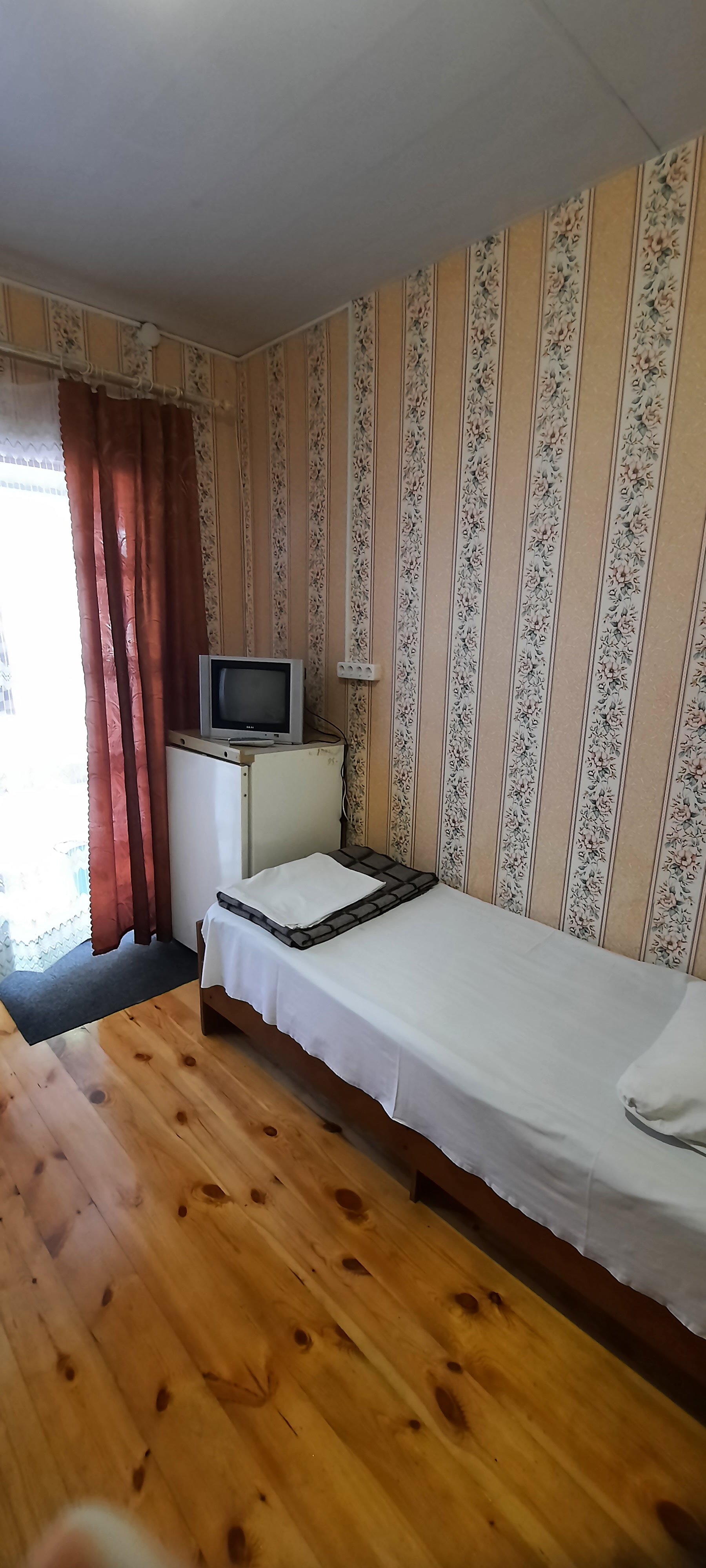 Бюджетный трехместный номер