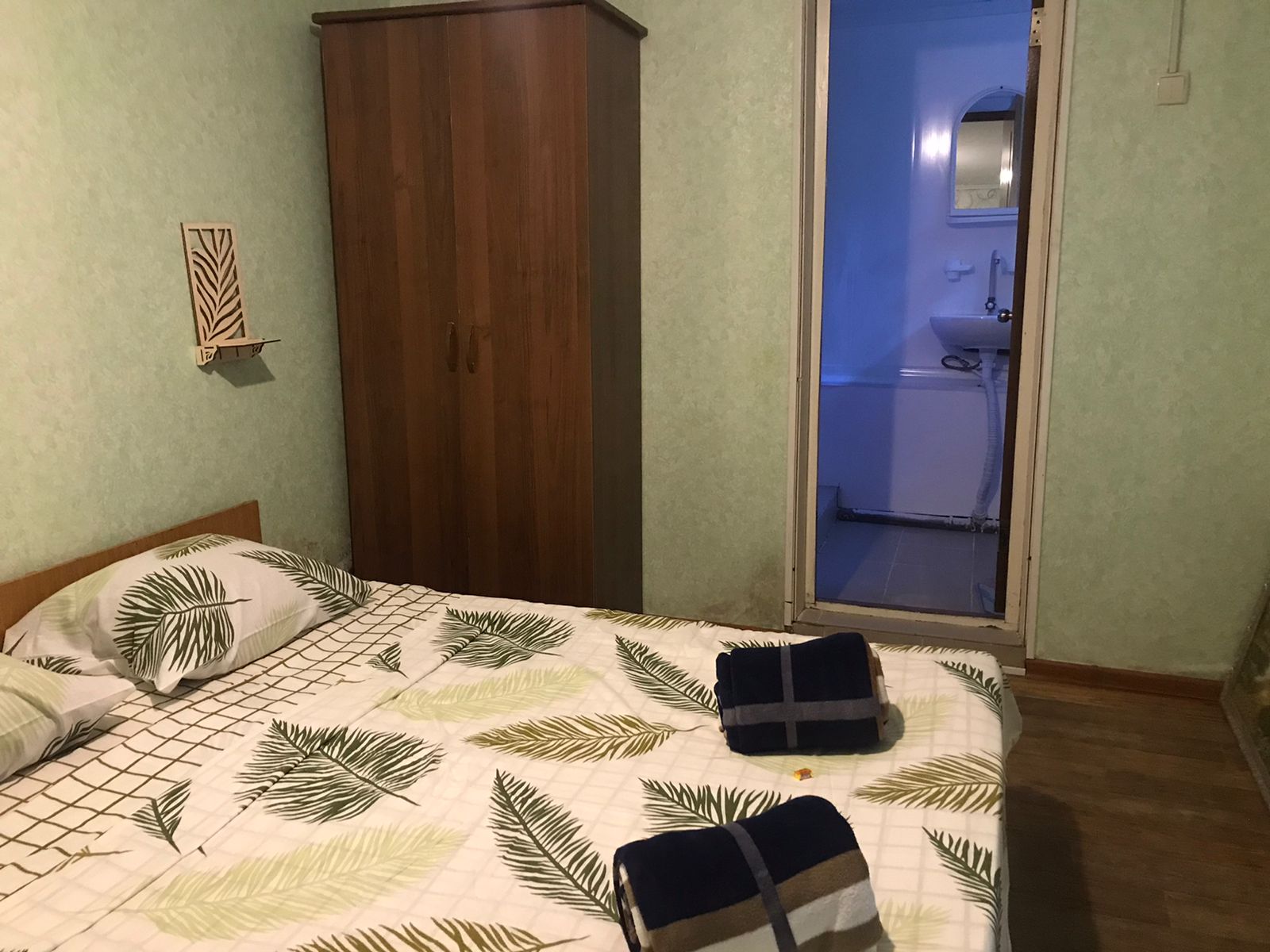 Двухместный номер с 2 отдельными кроватями и душем