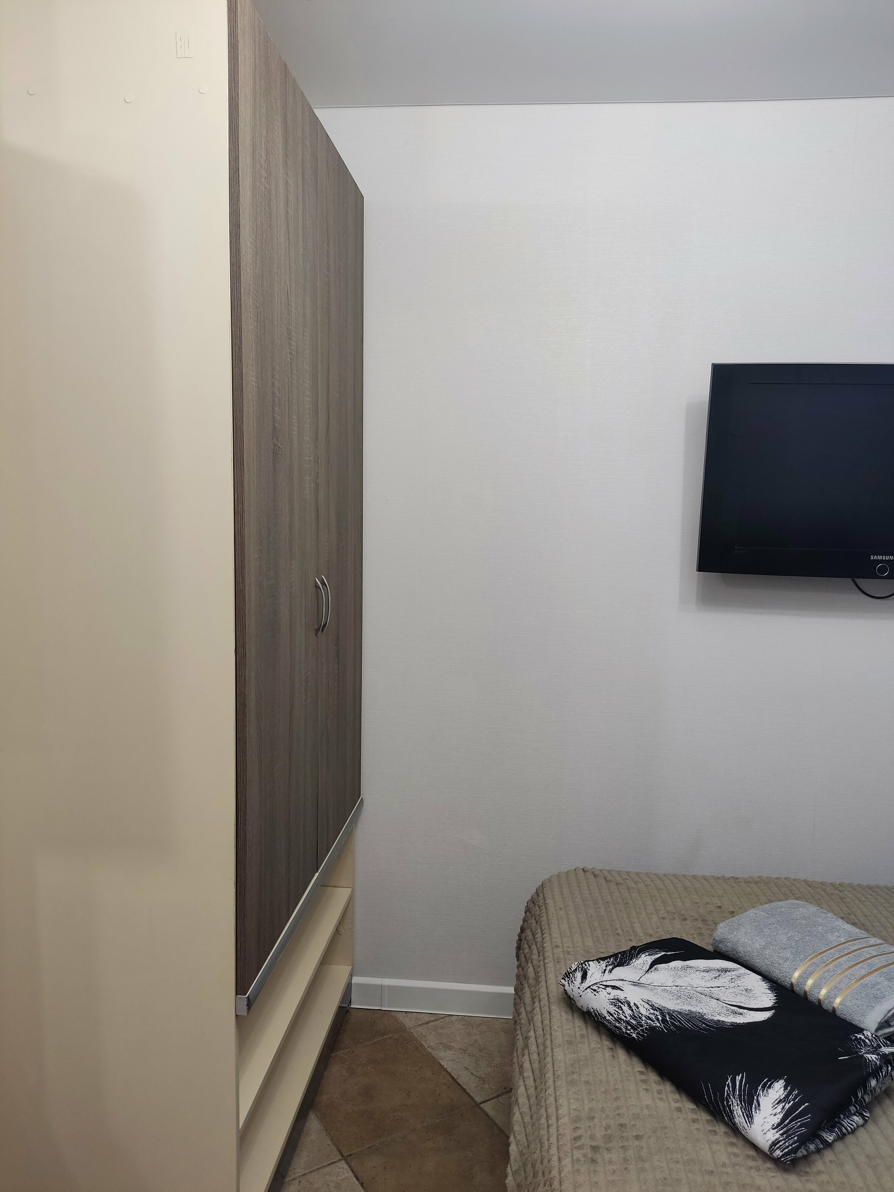 Четырехместный номер с ванной комнатой