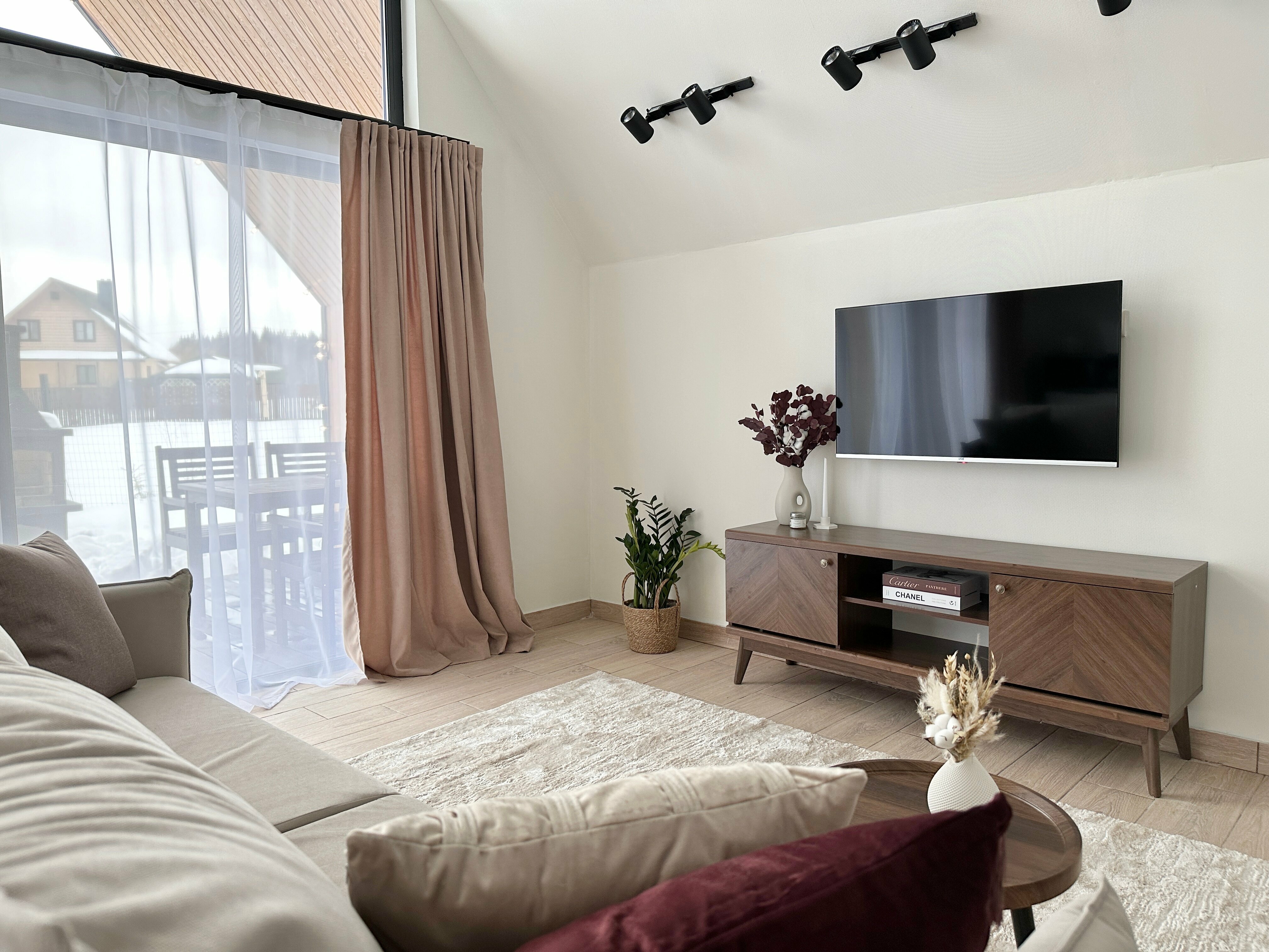 Коттедж Люкс