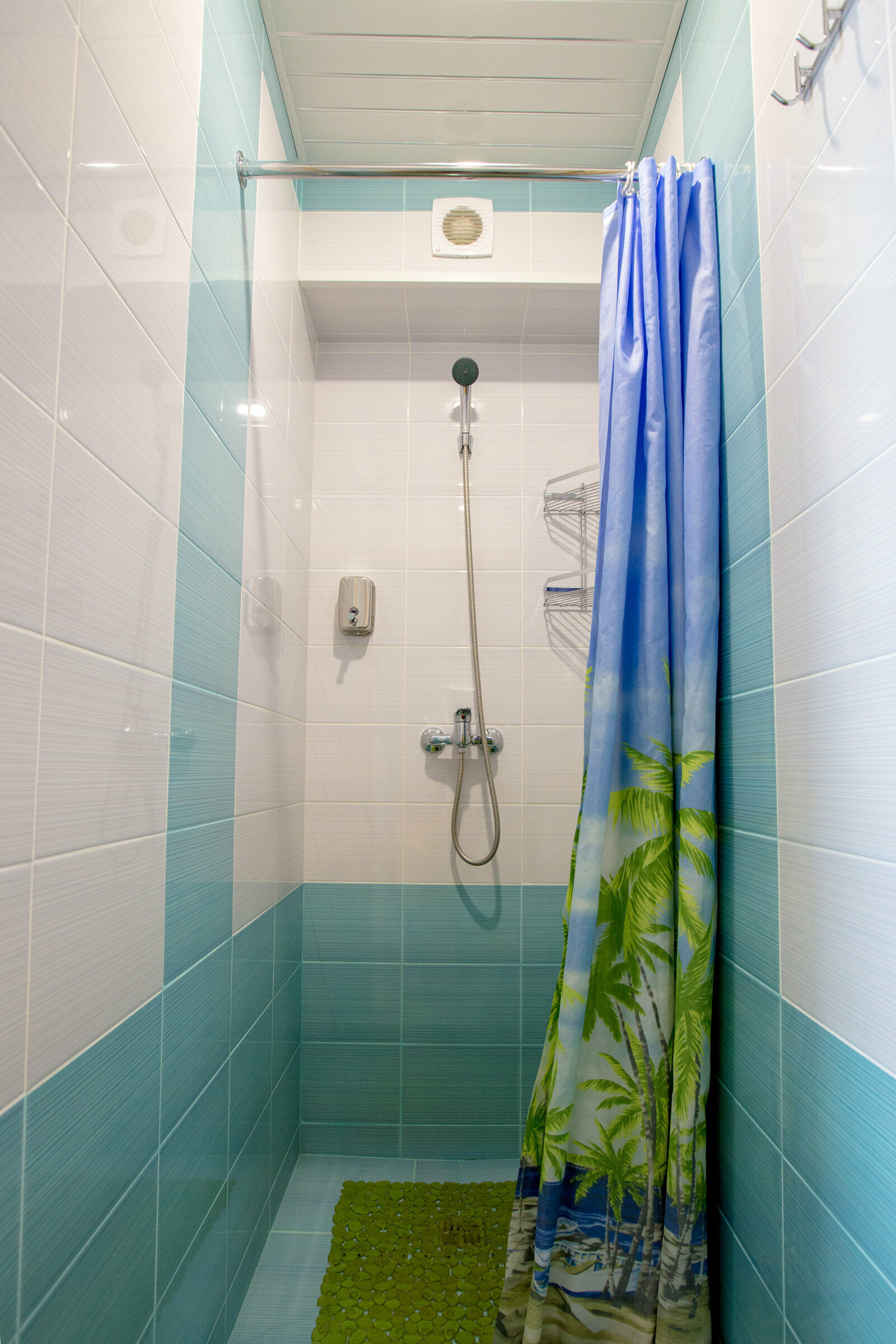 Двухместный номер с 1 кроватью и общей ванной комнатой