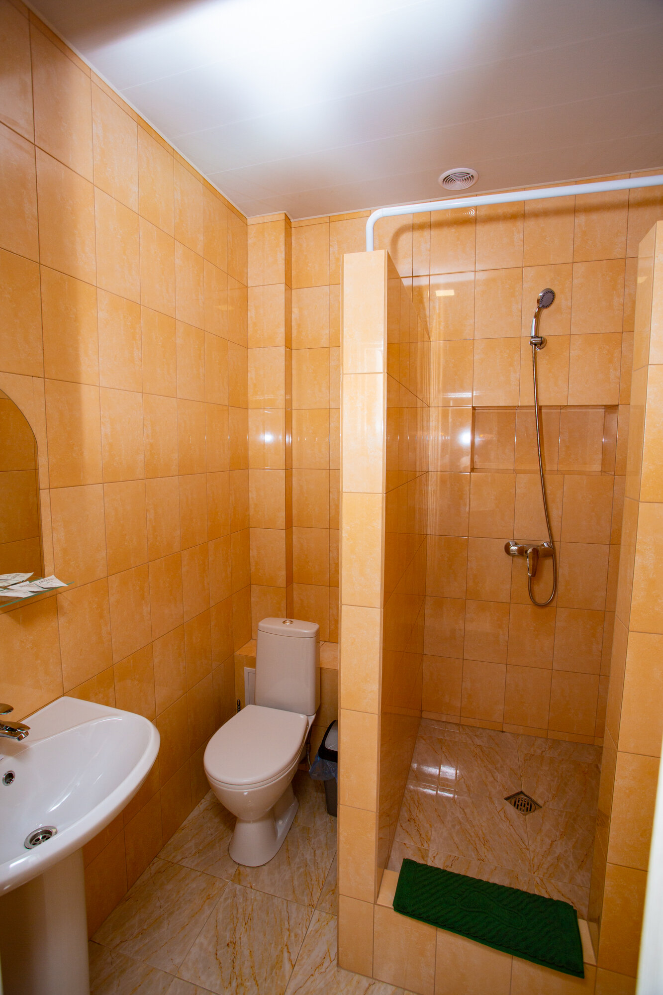 Трехместный номер Делюкс