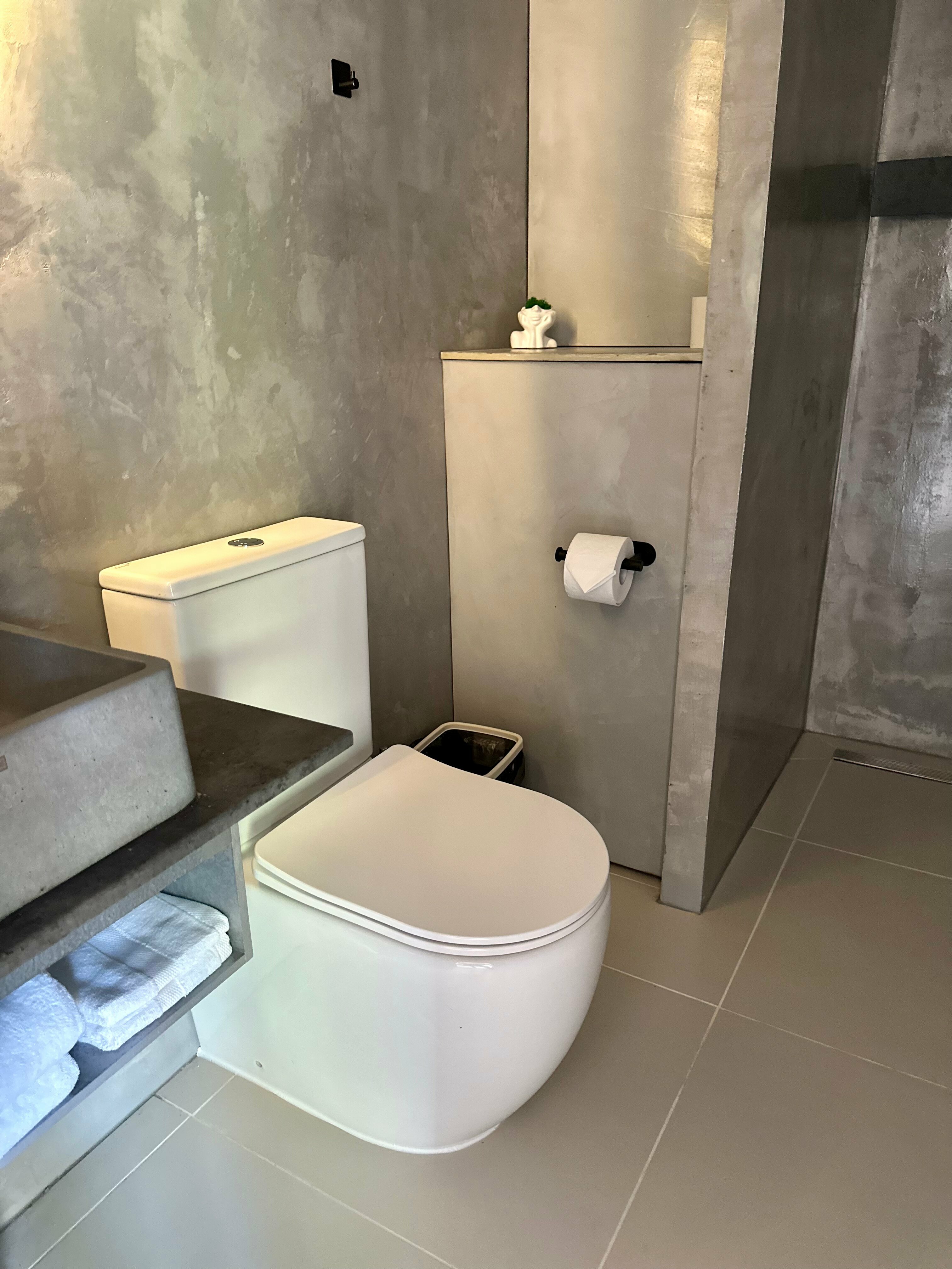 Четырехместный номер с видом на озеро