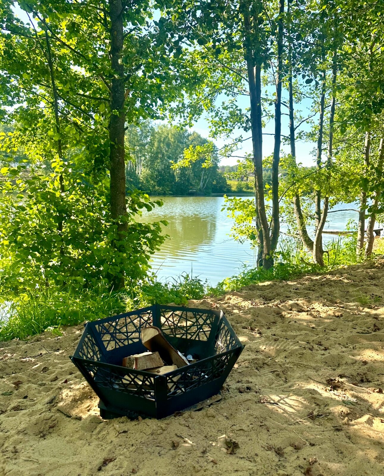 Дом с видом на озеро