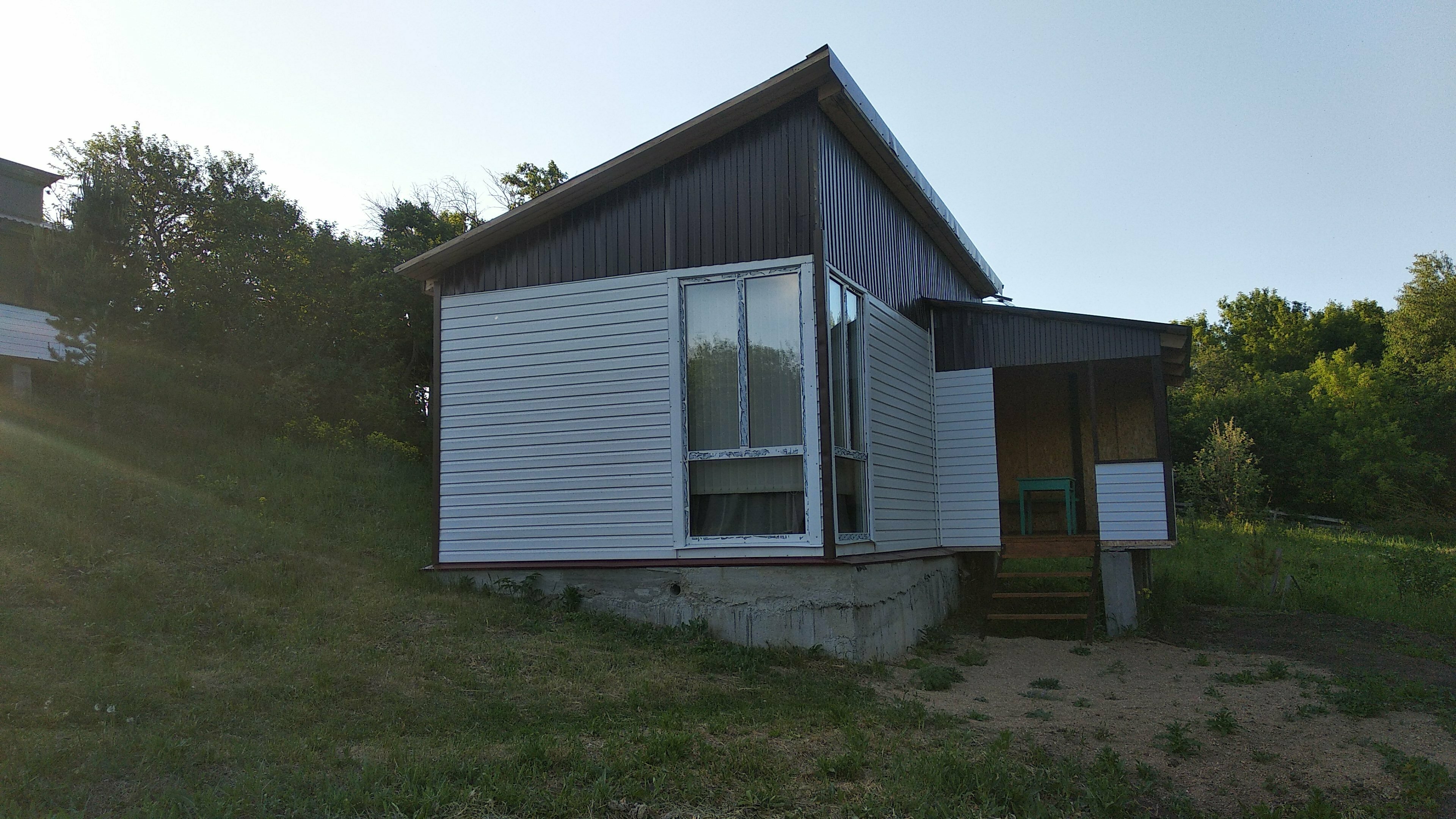 Дом с видом на озеро