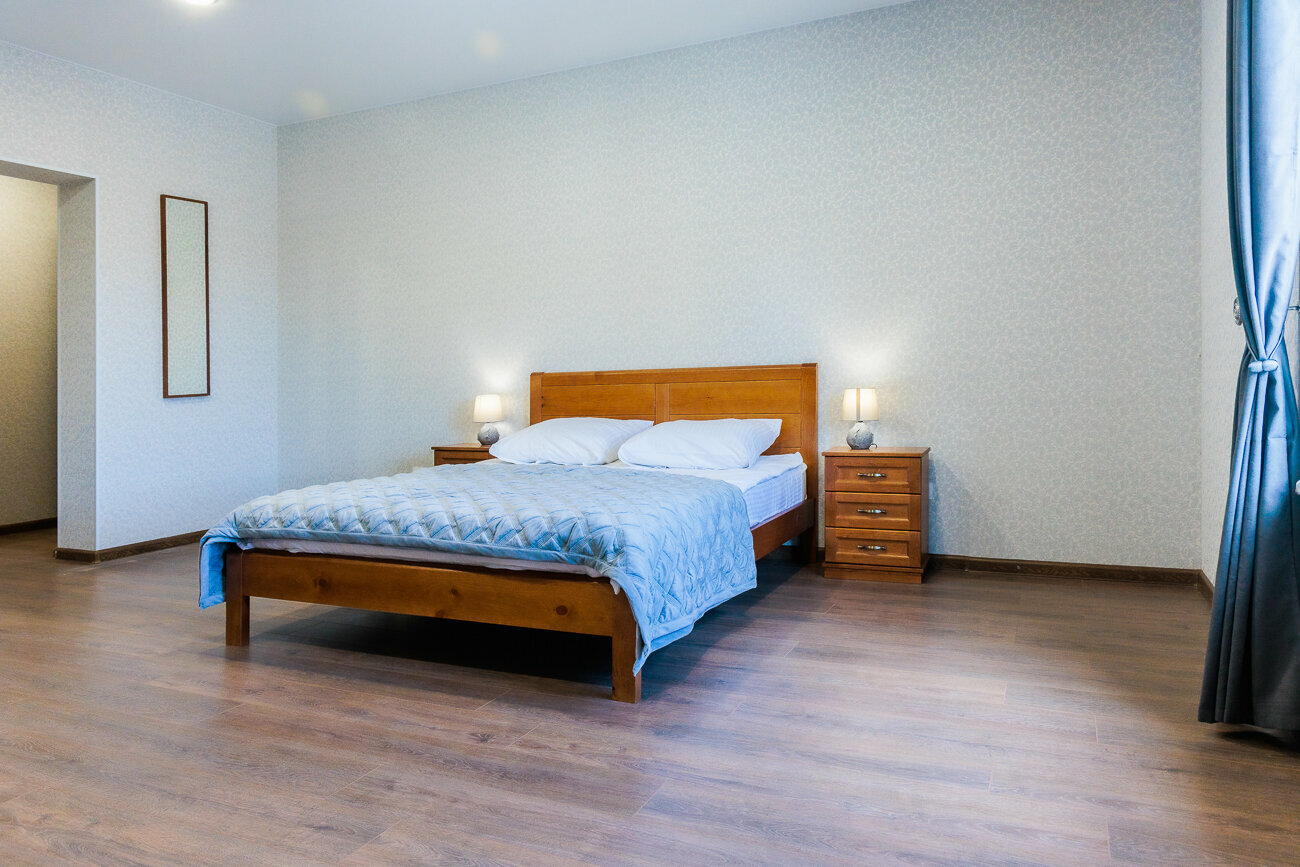 Большой двухместный номер с 1 кроватью