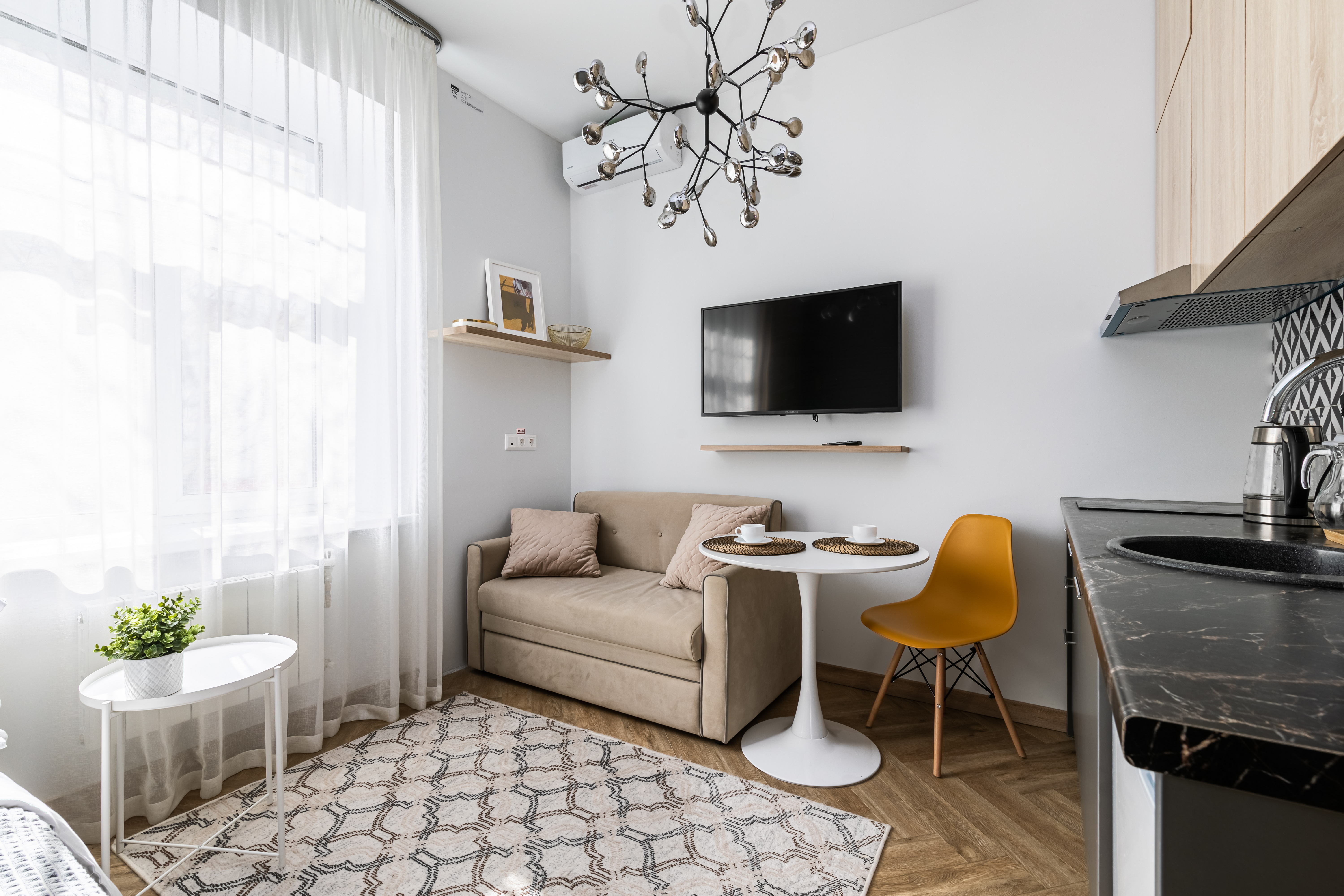 Улучшенные апартаменты с красивым видои