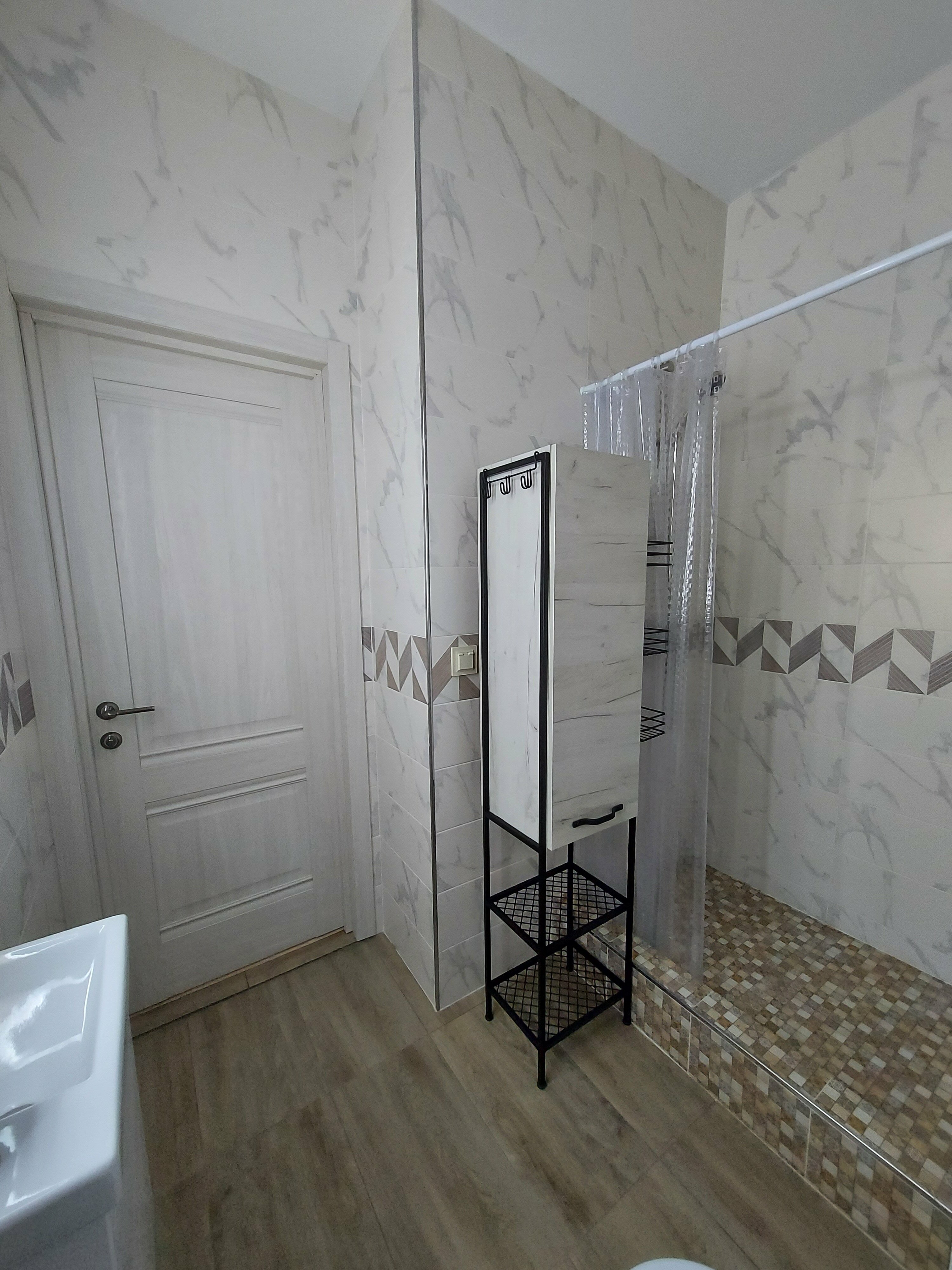 Номер-студия с кроватью размера "king-size" и диван-кроватью