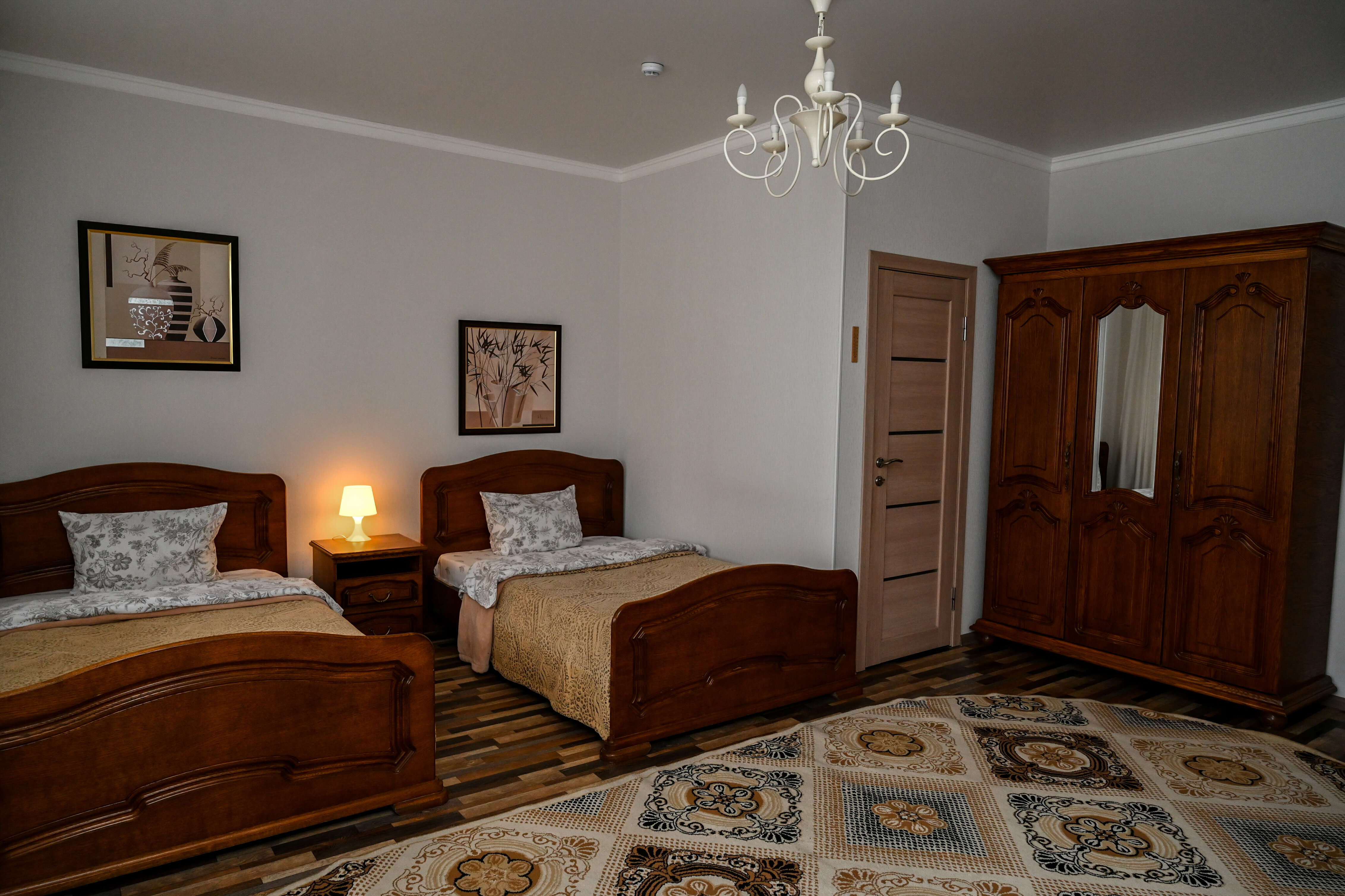 Двухместный номер с 2 отдельными кроватями и балконом