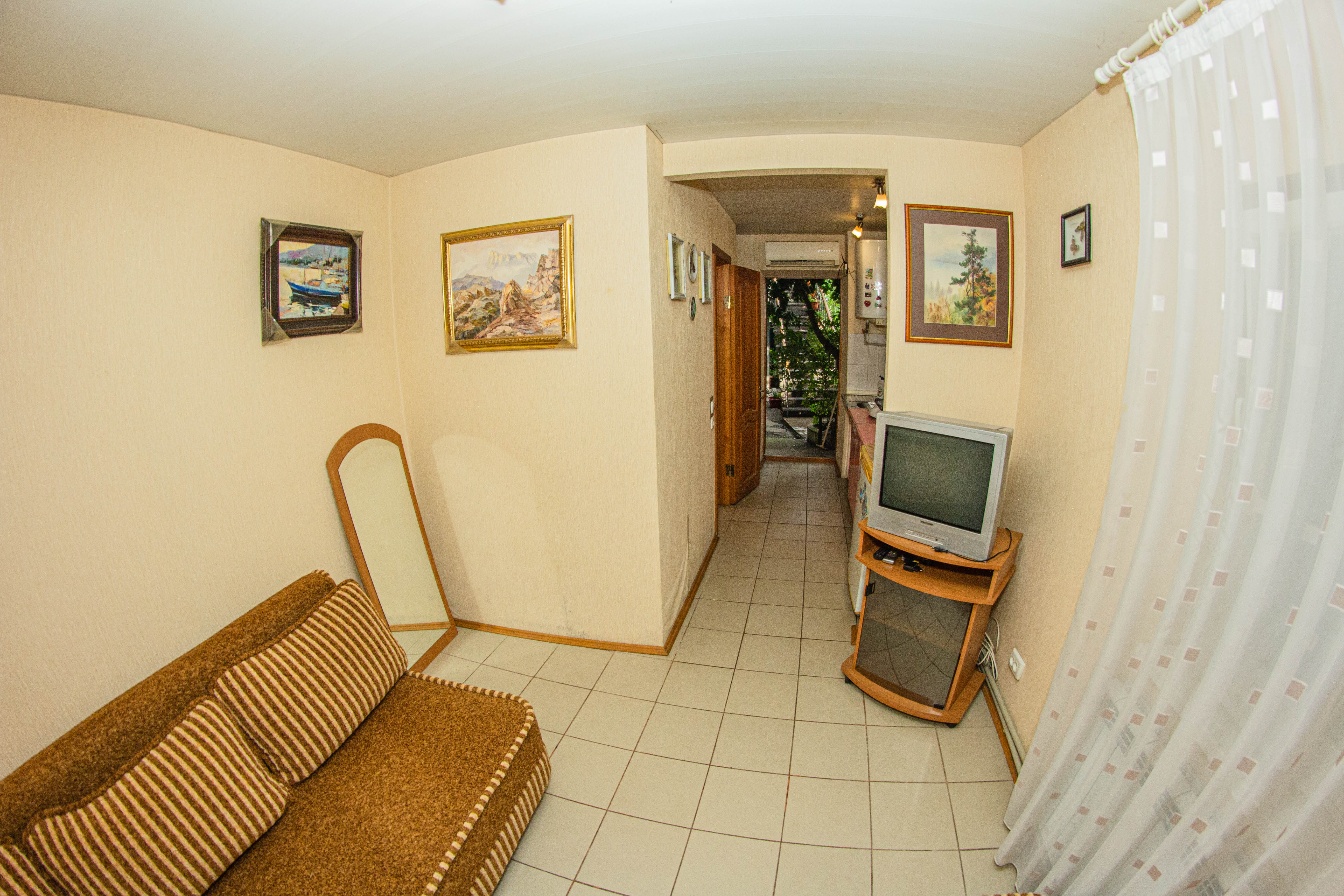 Бюджетный трехместный номер