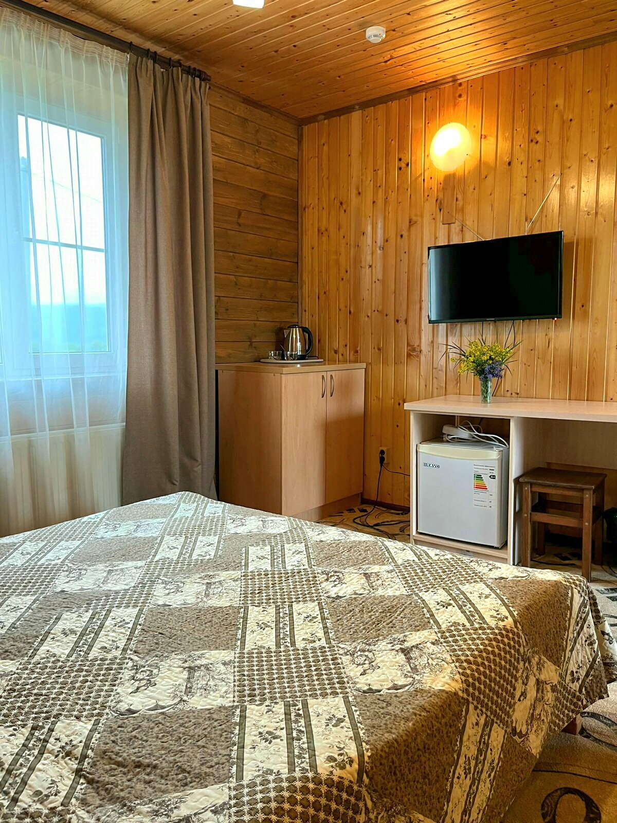 Двухместный номер с 1 кроватью и видом на горы