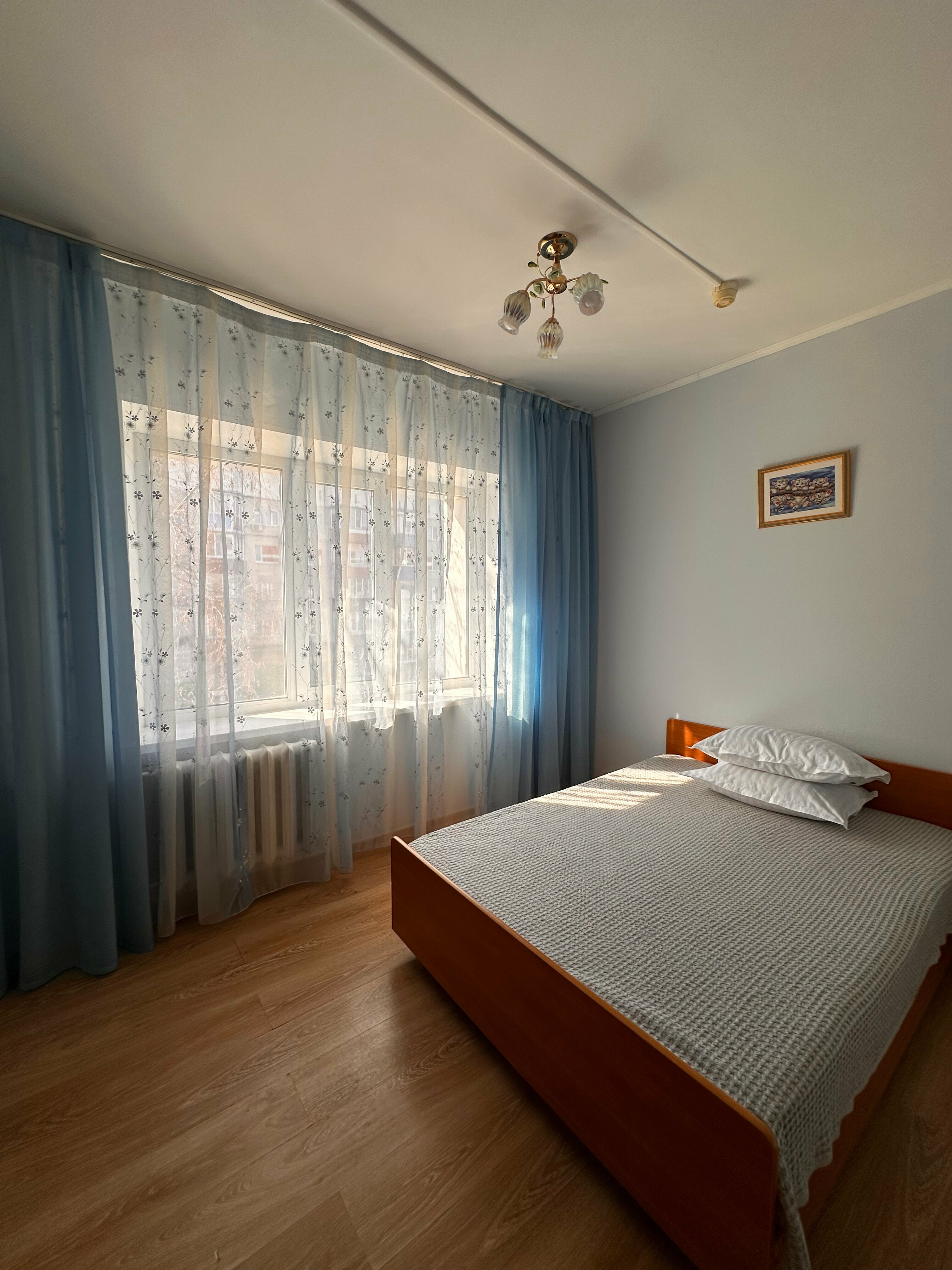 Одноместный номер с общим душем и туалетом