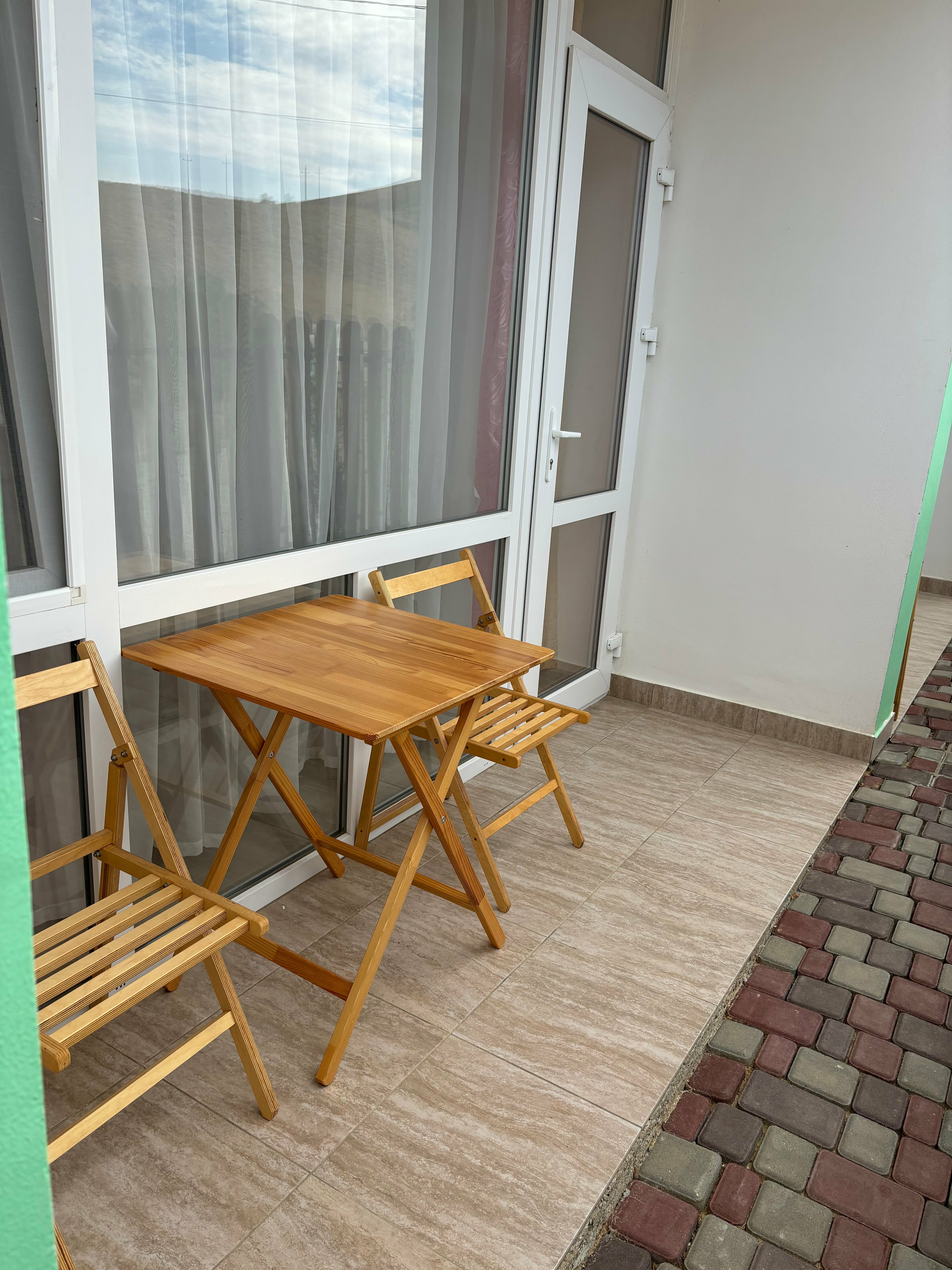 Трехместный номер с балконом