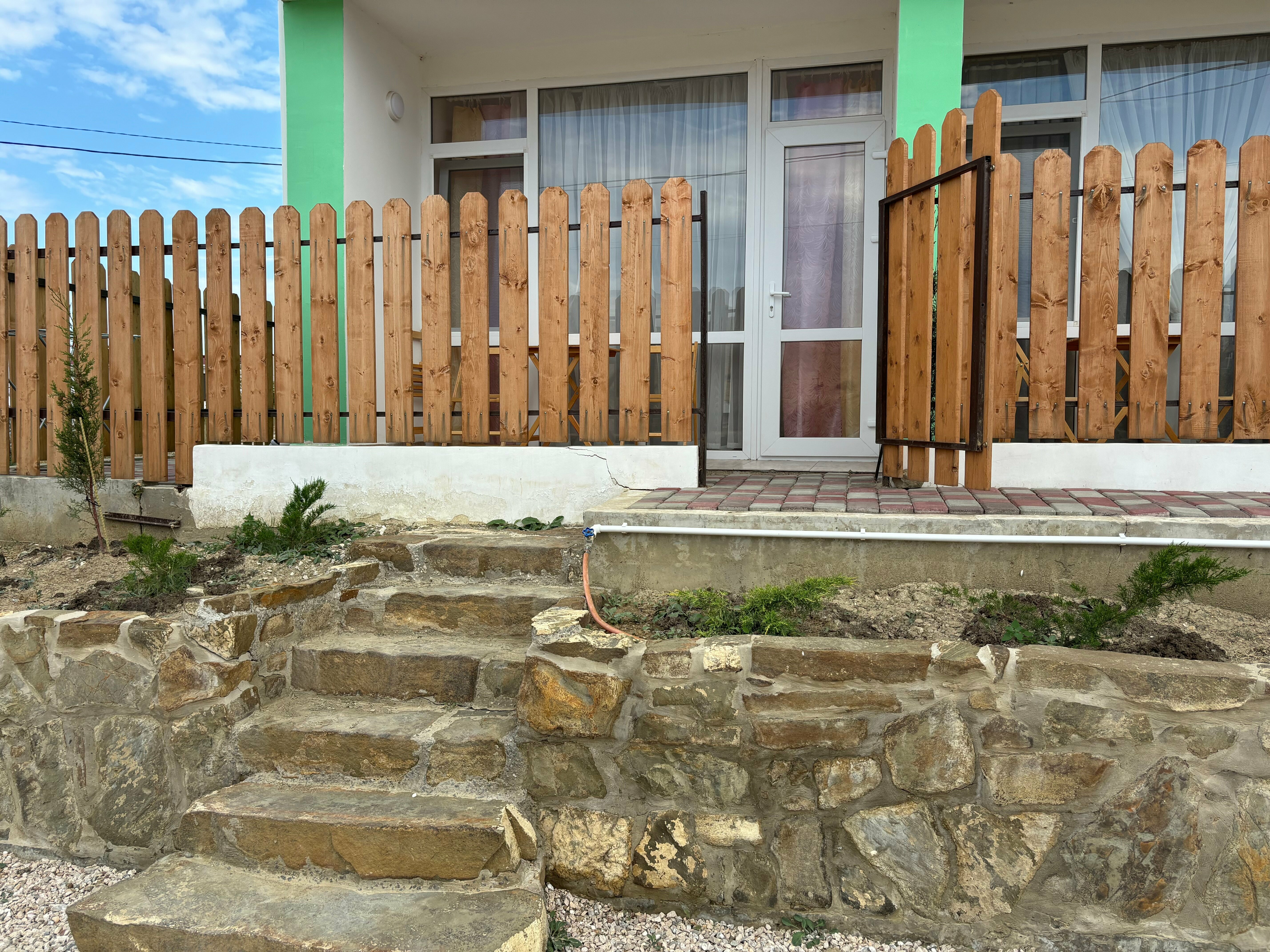 Трехместный номер с балконом