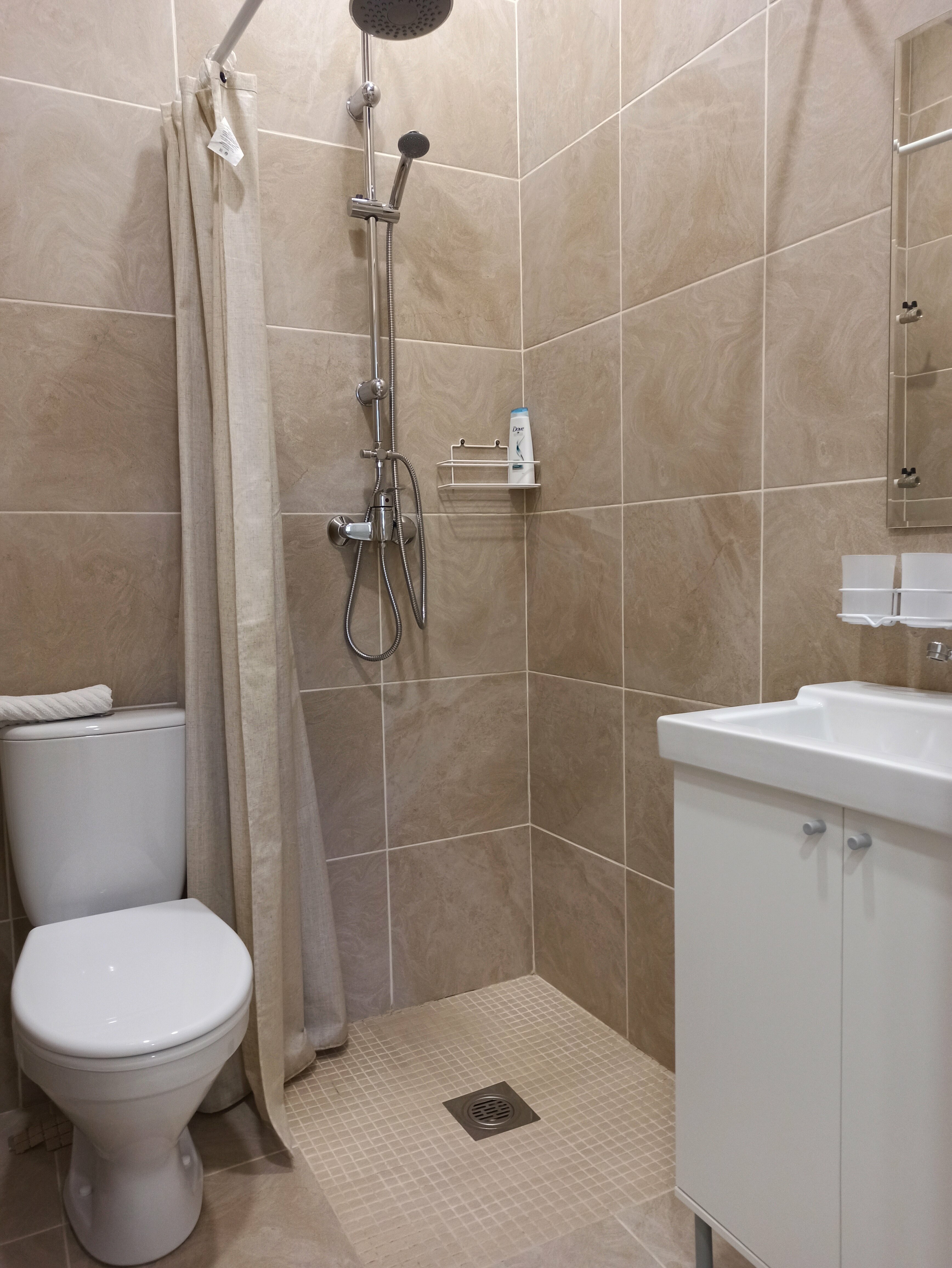 Двухместный номер с 1 кроватью или 2 отдельными кроватями и собственной ванной комнатой