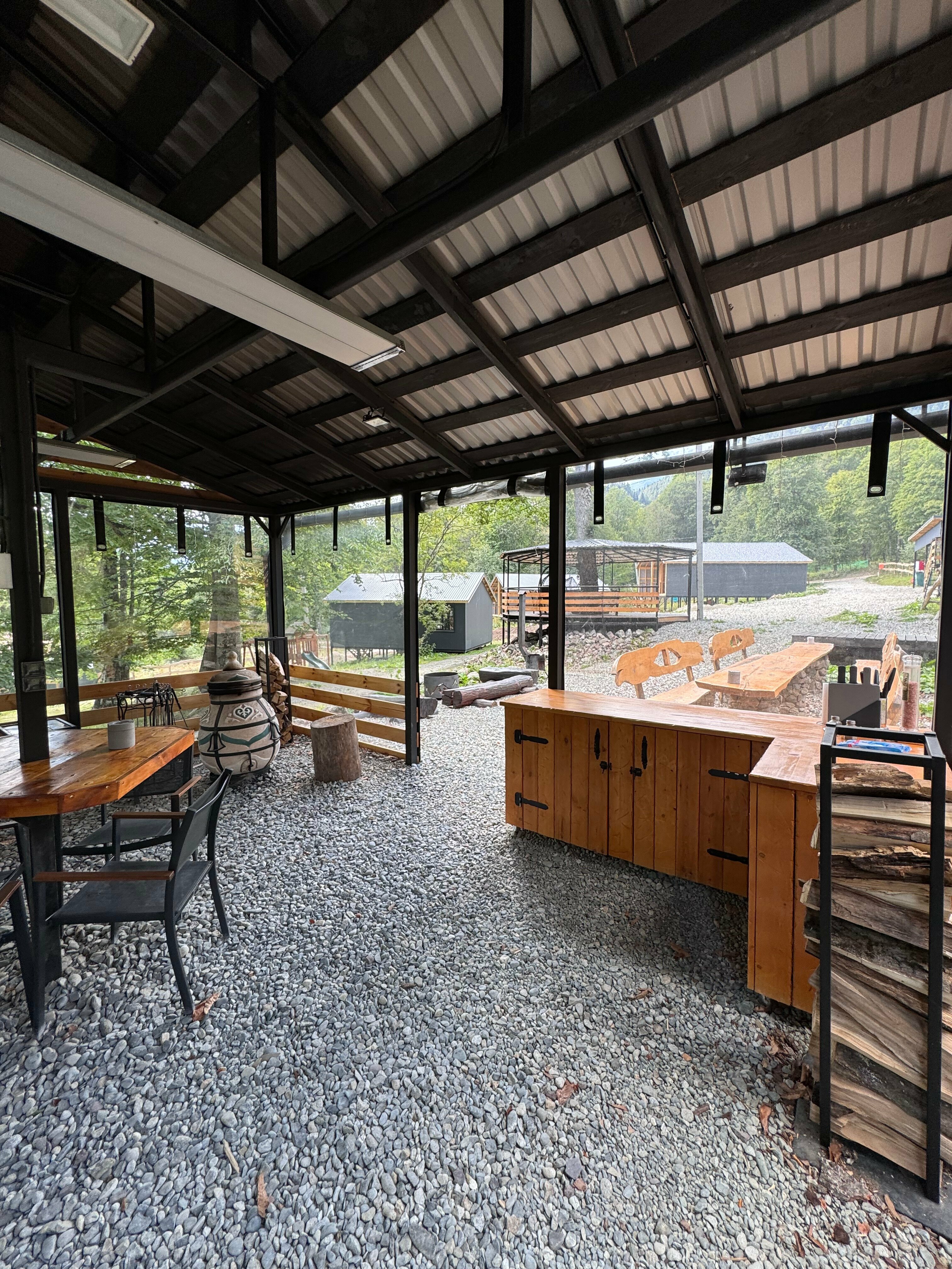 Четырехместный номер с видом на горы