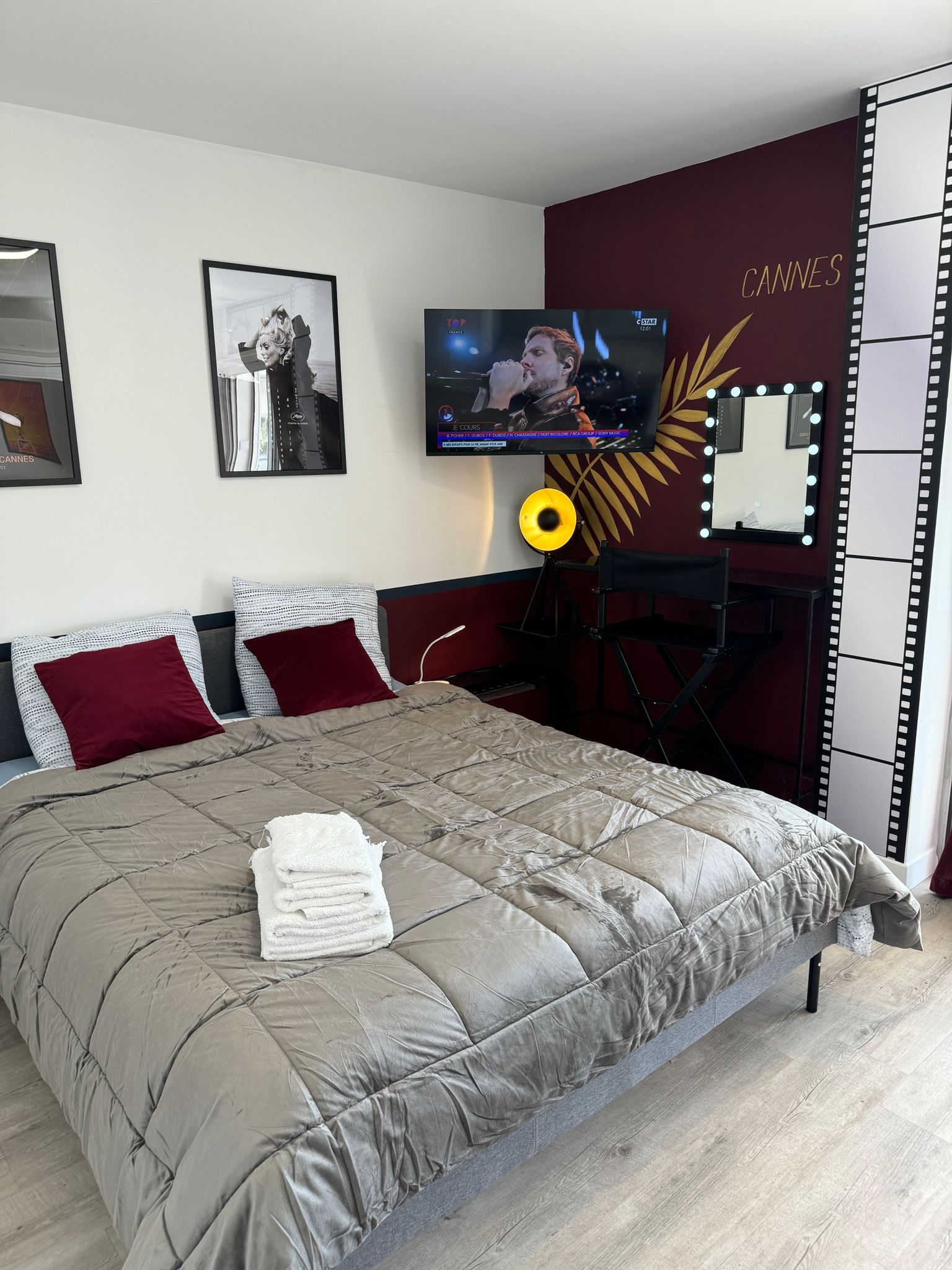 Трехместный номер с видом на город