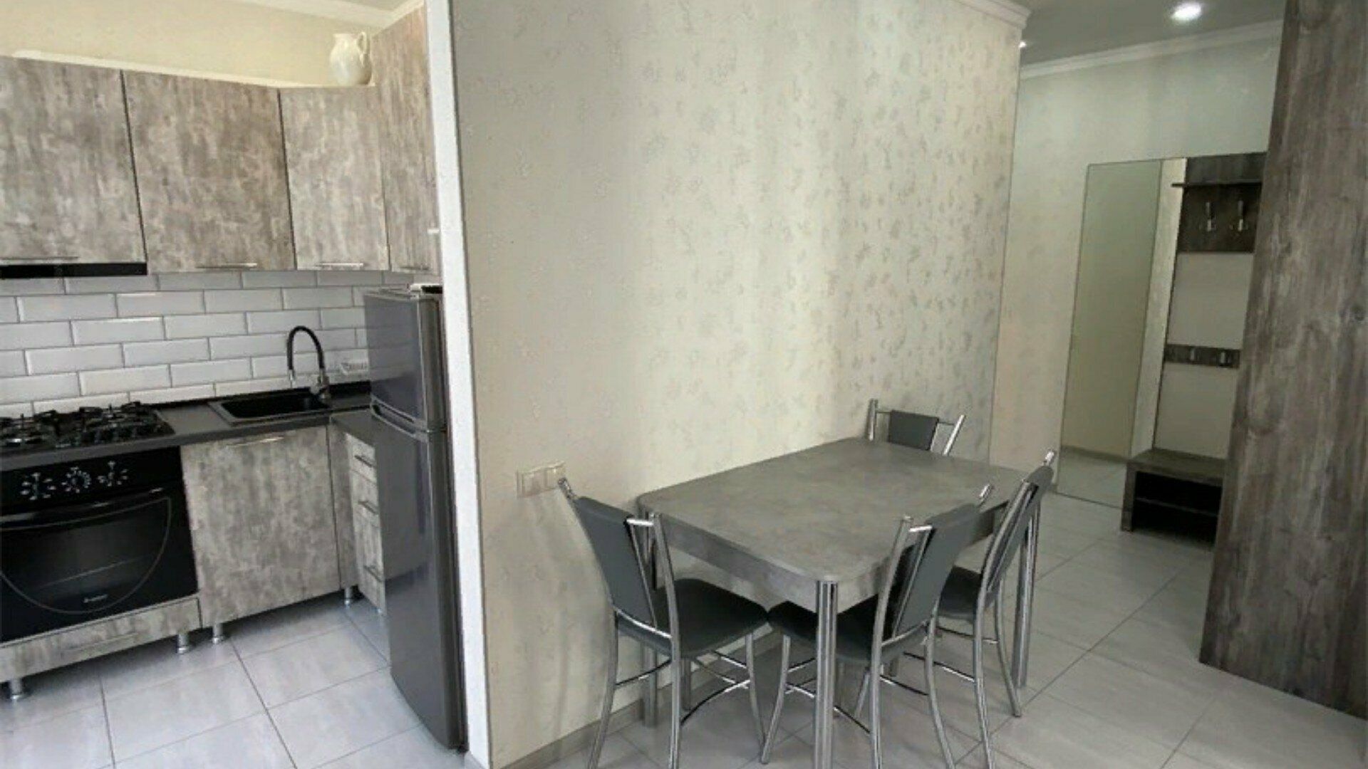 Апартаменты Green Palace 27 (студия+отдельная спальня)