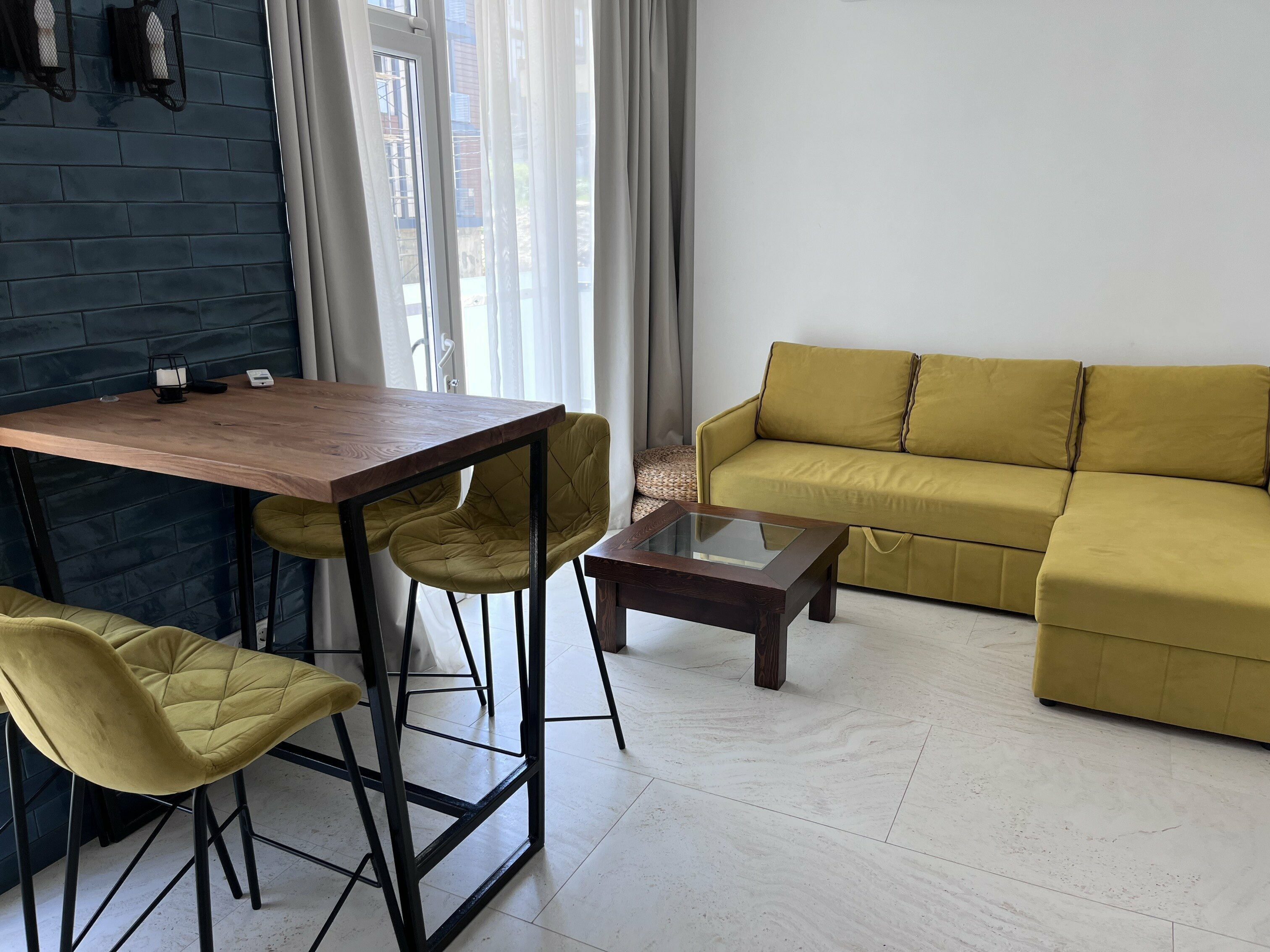 Апартаменты Green Palace 35 (студия+отдельная спальня)