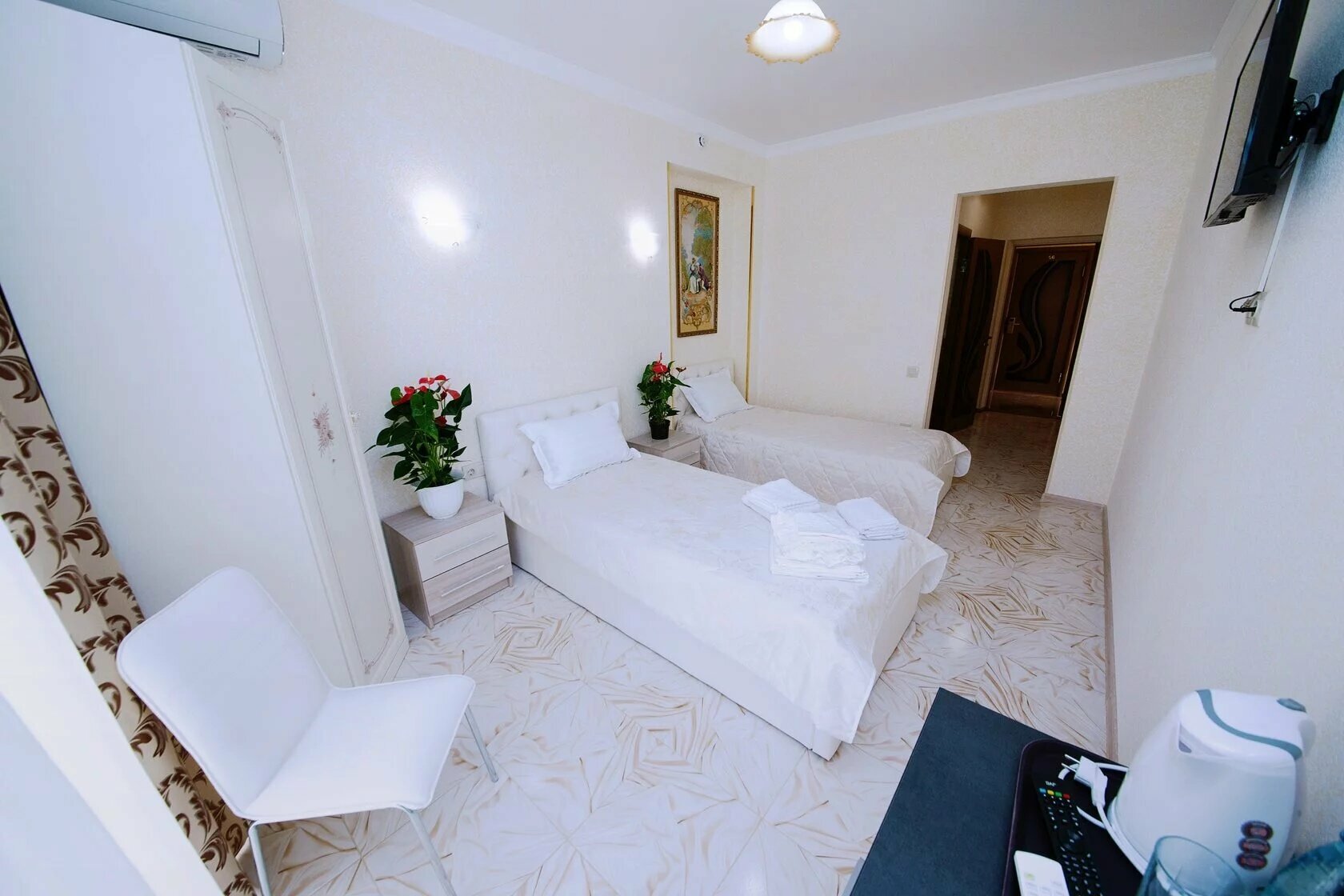 Двухместный номер с 2 отдельными кроватями и балконом